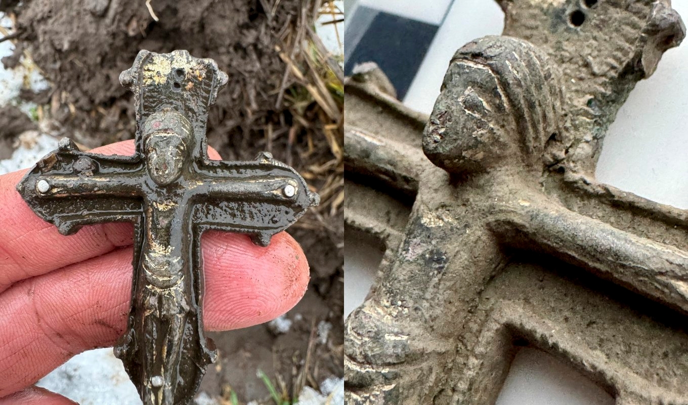 Krucifixet har klarat sig nästan ett årtusende. Hur länge det befunnit sig i leran är oklart. Foto: Museum Østjylland