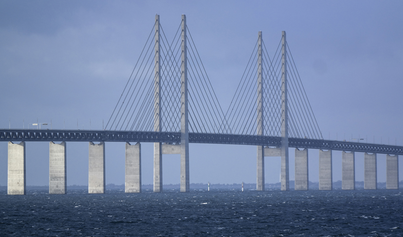 Fler fritidssugna danskar körde över bron. Arkivbild. Foto: Erland Vinberg/TT