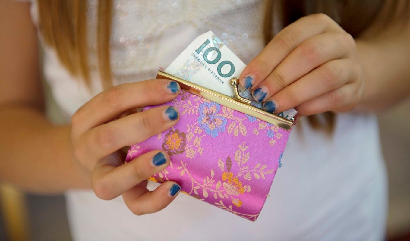 Miljontals kronor har försvunnit från konton som hanteras av föräldrar eller särskilt förordnade vårdnadshavare. Foto: Henrik Montgomery/TT