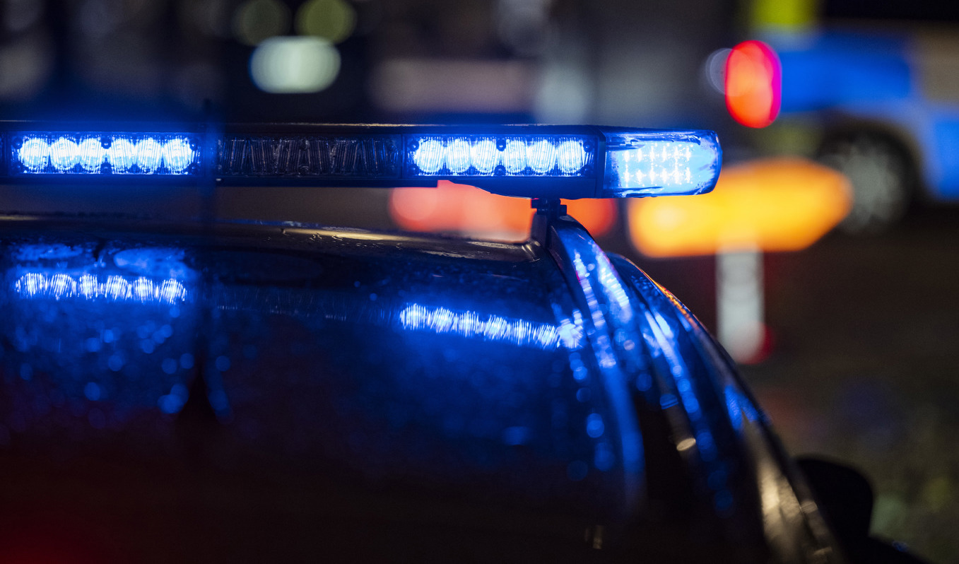 Fyrverkerier sköts mot polis i Avesta under natten. Arkivbild. Foto: Johan Nilsson/TT