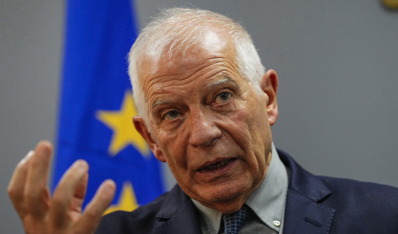 EU:s utrikeschef Josep Borrell under en presskonferens i Beirut. Foto: Hassan Ammar/AP/TT