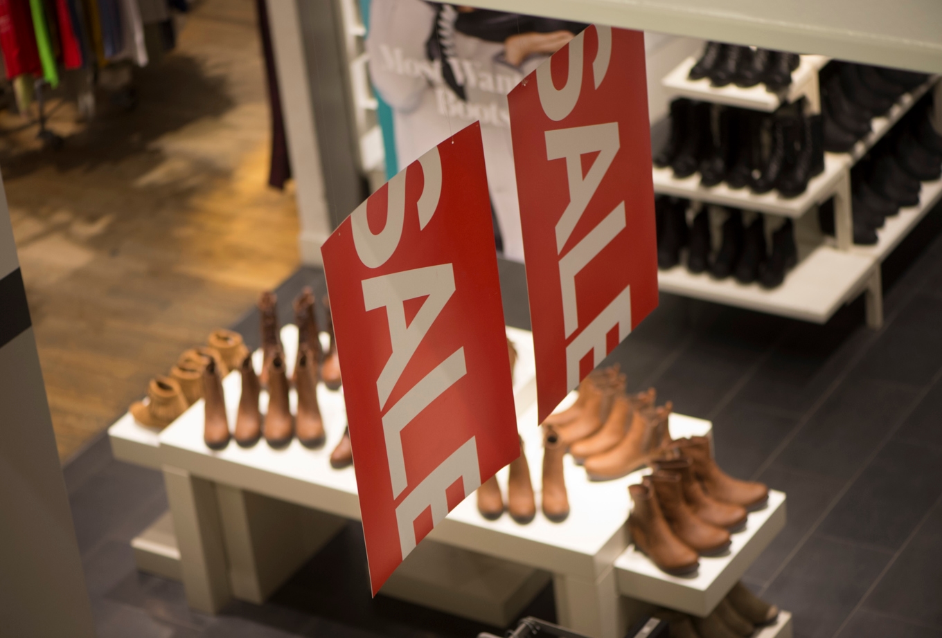 Skohandeln ökade i volym i december. Arkivbild. Foto: Fredrik Sandberg/TT