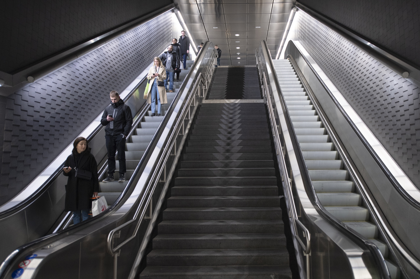 Det är kostsamt att byta ut rulltrappor. Arkivbild. Foto: Ali Lorestani / TT
