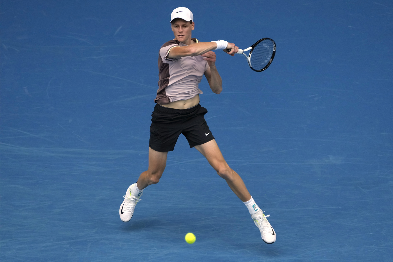 Janniker Sinner i fredagens match. Foto: Andy Wong/AP/TT