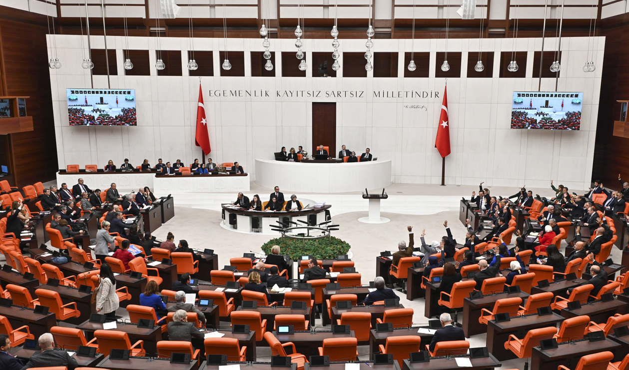 Turkiska parlamentet röstade om Sveriges Natointräde på tisdagen. Foto: Ali Unal/AP/TT