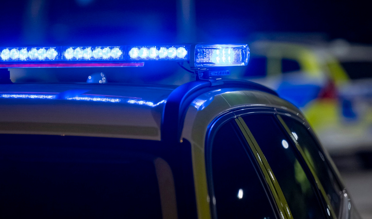 En tonårspojke under 15 år har förts till sjukhus med stick- eller skärskador. Arkivbild. Foto: Johan Nilsson/TT