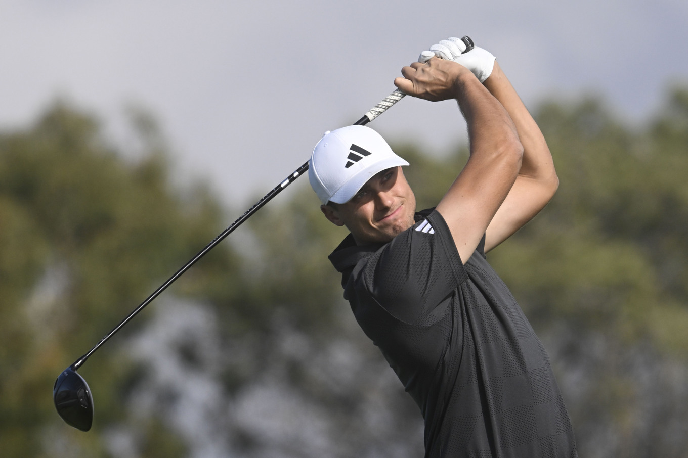 Monsterklättringen på tredjerundan hjälpte svenske Ludvig Åberg att sluta på en delad nionde plats på PGA-touren på Torrey Pines utanför San Diego. Foto: Denis Poroy/AP/TT