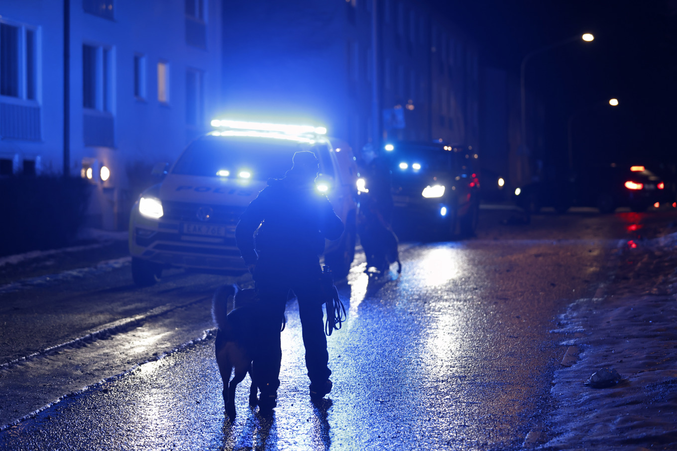 En person skottskadades på söndagskvällen allvarligt i Sätra i södra Stockholm. Foto: Caisa Rasmussen/TT