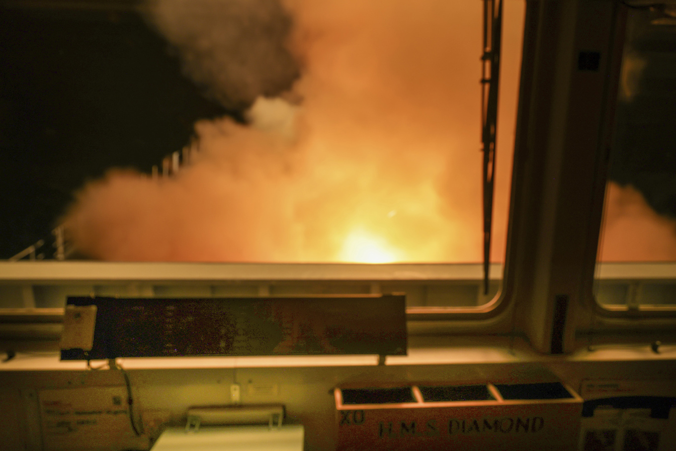 Bild från brittiska flottan, som skjuter robotar mot en Huthidrönare den 27 januari. Foto: LPhot Chris Sellars/Brittiska flottan via AP/TT