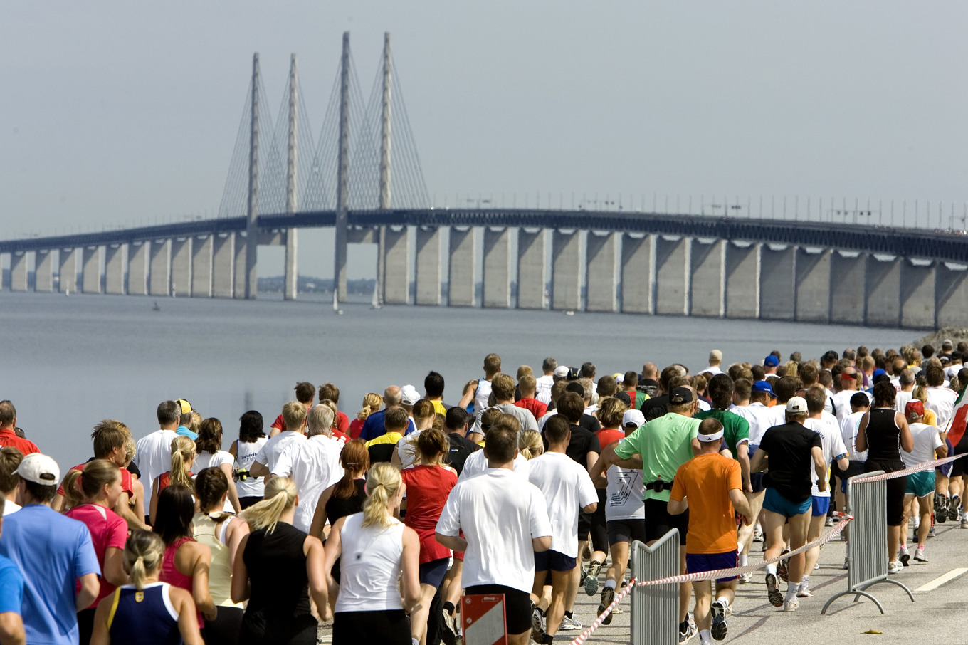Det senaste Broloppet över Öresundsbron genomfördes 2010. Här en bild från upplagan 2006. Arkivbild. Foto: Stig-Åke Jönsson/TT