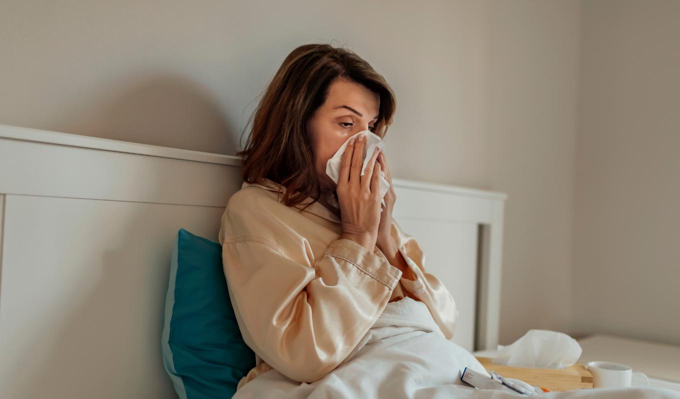 I ditt eget skafferi eller i en hälsokostaffär finns det lyckligtvis många naturliga botemedel för att bekämpa förkylning och stärka immunförsvaret. Foto: Unsplash.