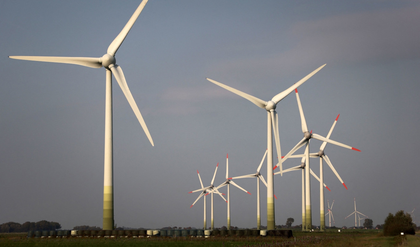 Vindkraftverk nära Heide, norra Tyskland. Foto: DANIEL ROLAND/AFP via Getty Images