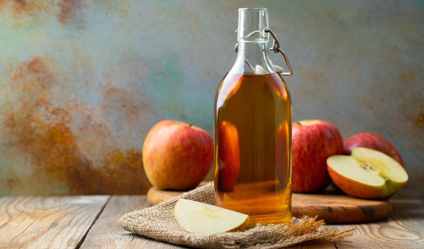 Äppelcidervinäger har använts i över 5000 år för att lindra krämpor, rena kroppen och främja hälsan.