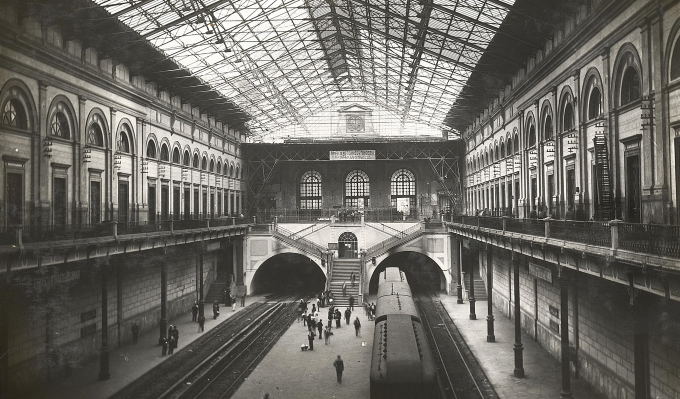 Neaples centralstation Garibaldi, namngiven efter den Guiseppe Garibaldi (1807–1882) som stred för ett enat Italien och blev en symbol för den italienska frihetsrörelsen. Foto: Public Domain