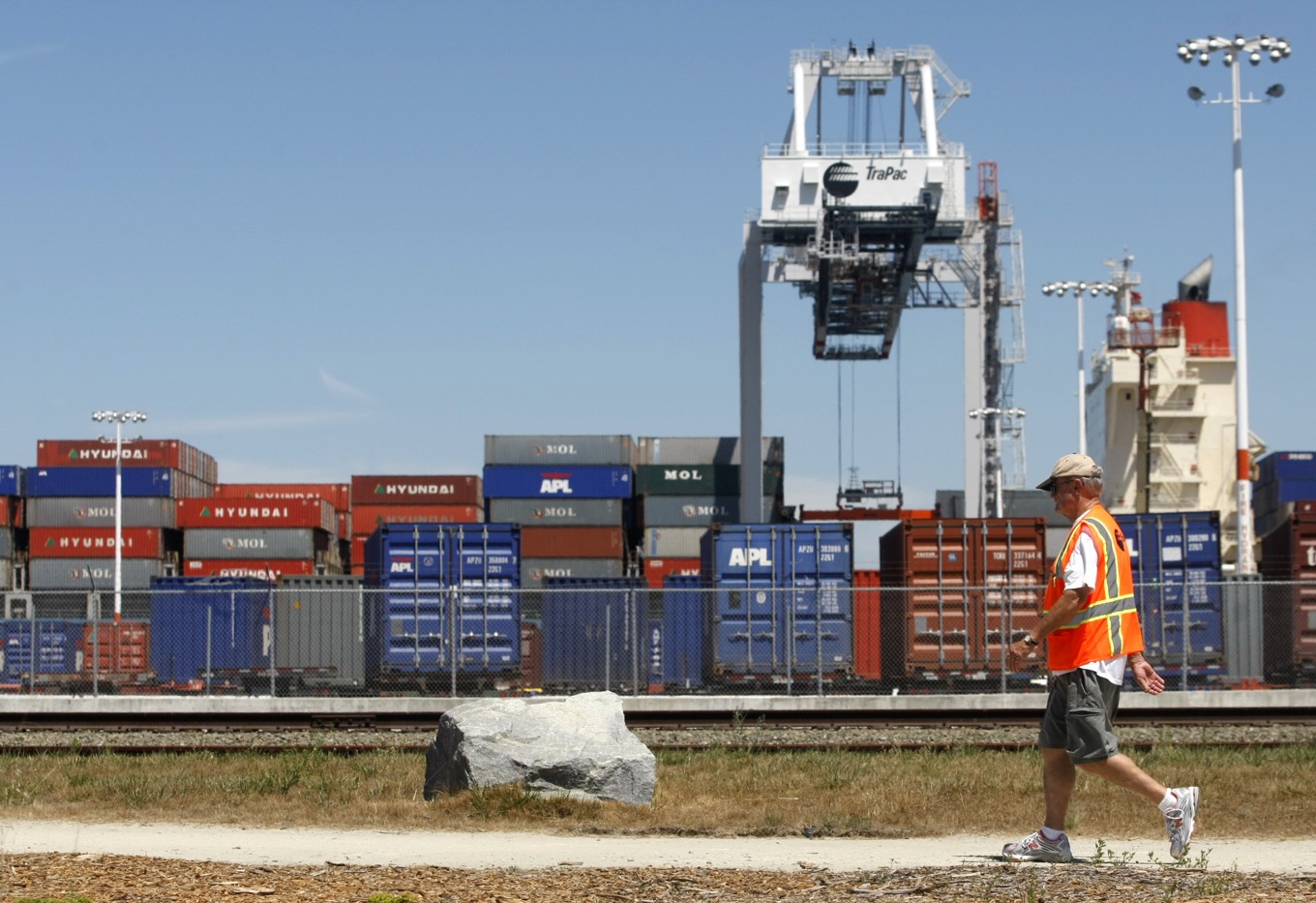 USA:s handelsunderskott minskade med 18,7 procent under 2023 jämfört med föregående år, enligt statistik från handelsdepartementet. Arkivbild. Foto: Marcio Jose Sanchez/AP/TT