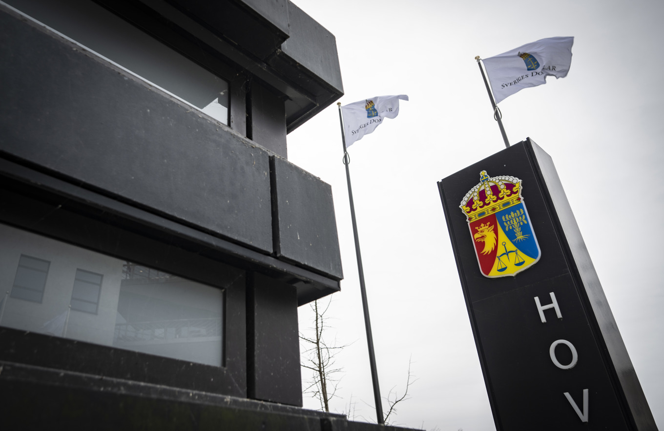 I tingsrätten slapp 22-åringen, som döms för våldtäkt mot en minderårig flicka, utvisning. Men hovrätten gör en annan bedömning. Arkivbild. Foto: Johan Nilsson/TT