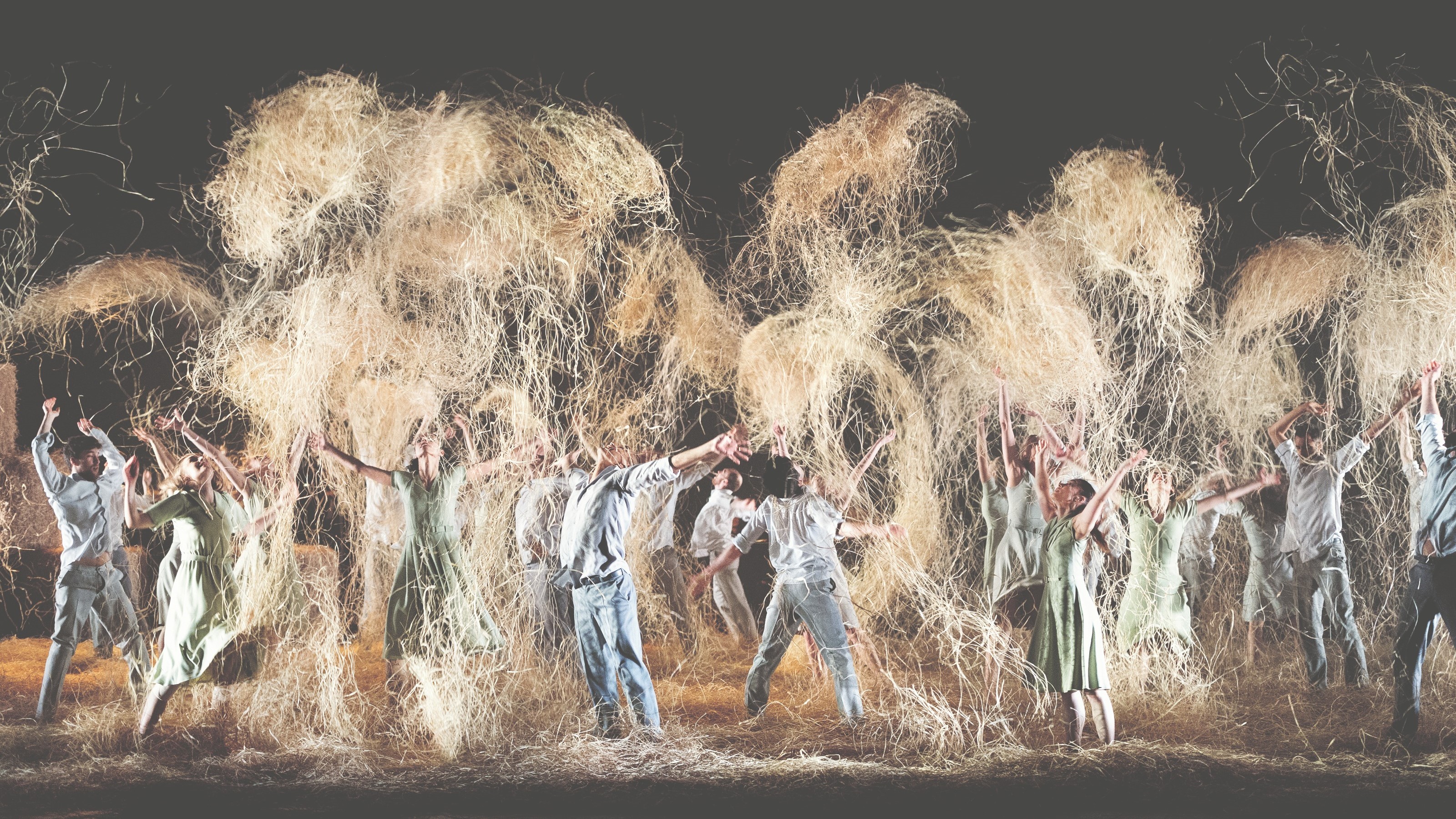 Baletten Midsommarnattsdröm skapades 2015 för Kungliga Baletten av koreograf Alexander Ekman. Foto: Kungliga Operan/Hans Nilsson