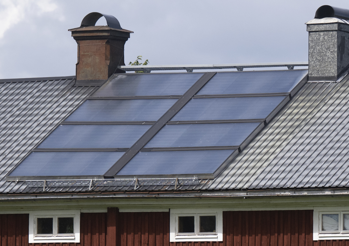 En allt vanligare syn, solceller på hustak. Arkivbild. Foto: Fredrik Sandberg/TT