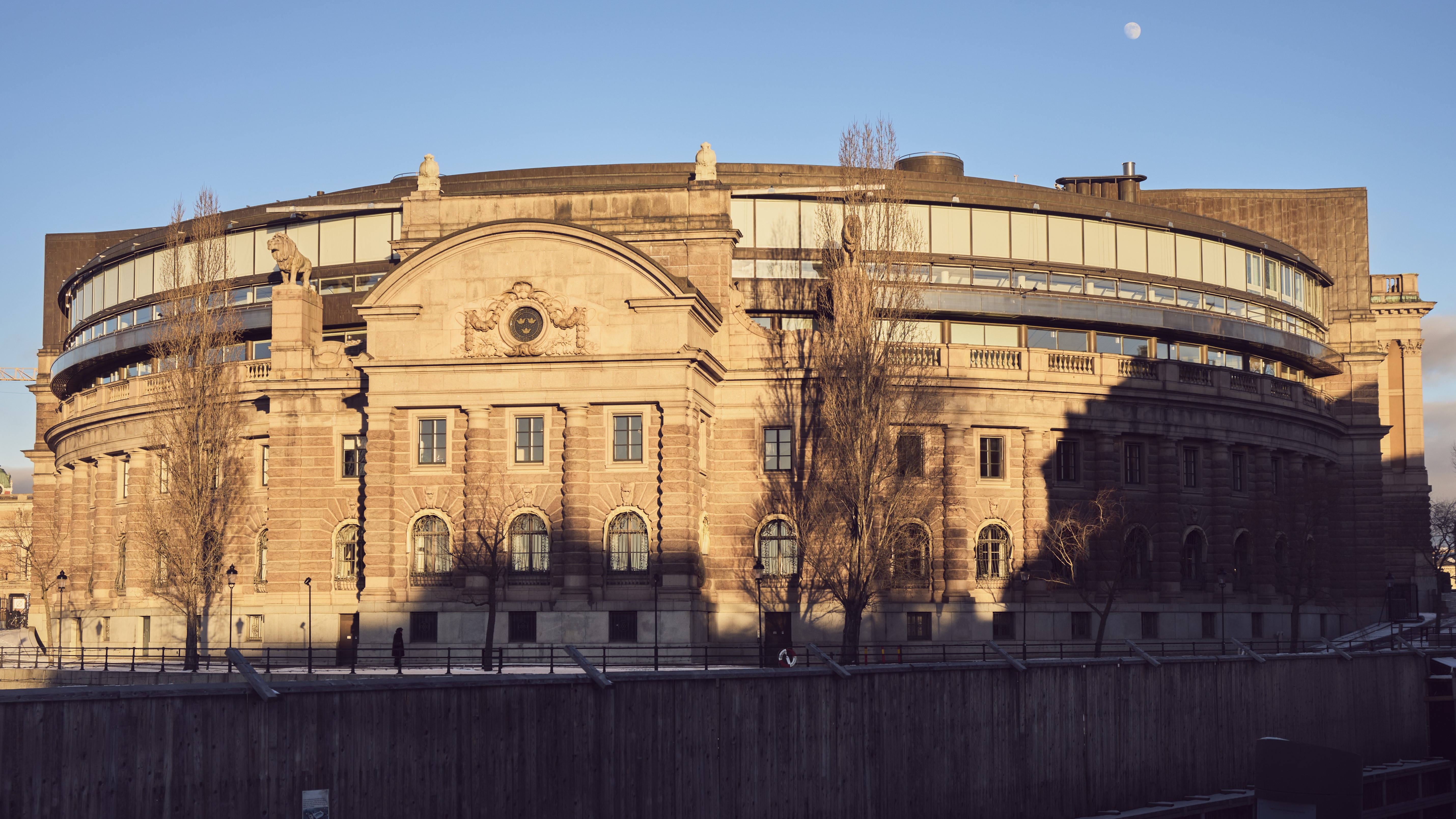 Partisammanhållningen – eller om man så vill partipiskan – har en lång historia av att vara stark i Sveriges riksdag. Foto: Johan Landquist