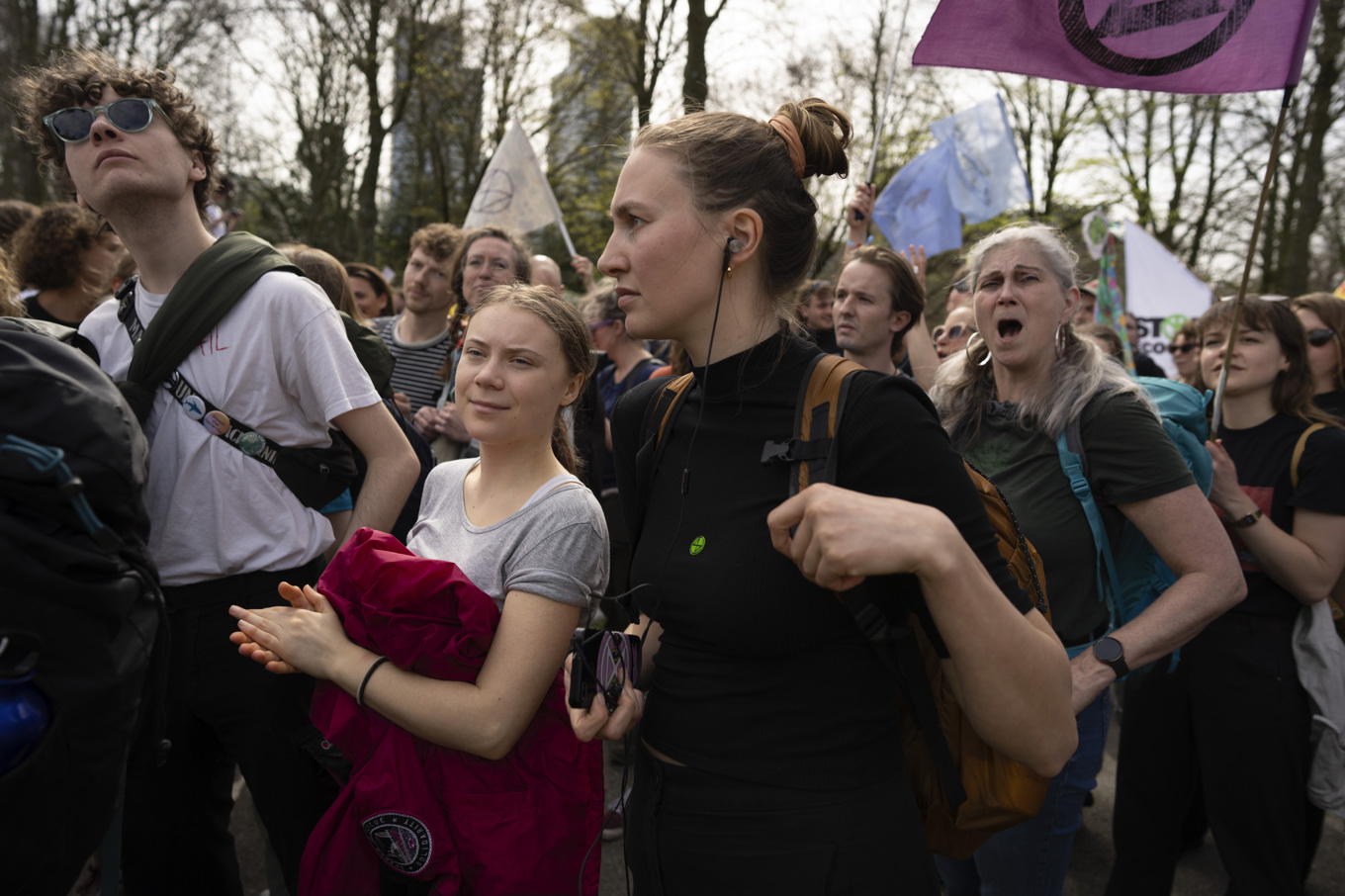 Greta Thunberg på demonstration i Haag innan hon greps. Foto: Peter Dejong/AP/TT
