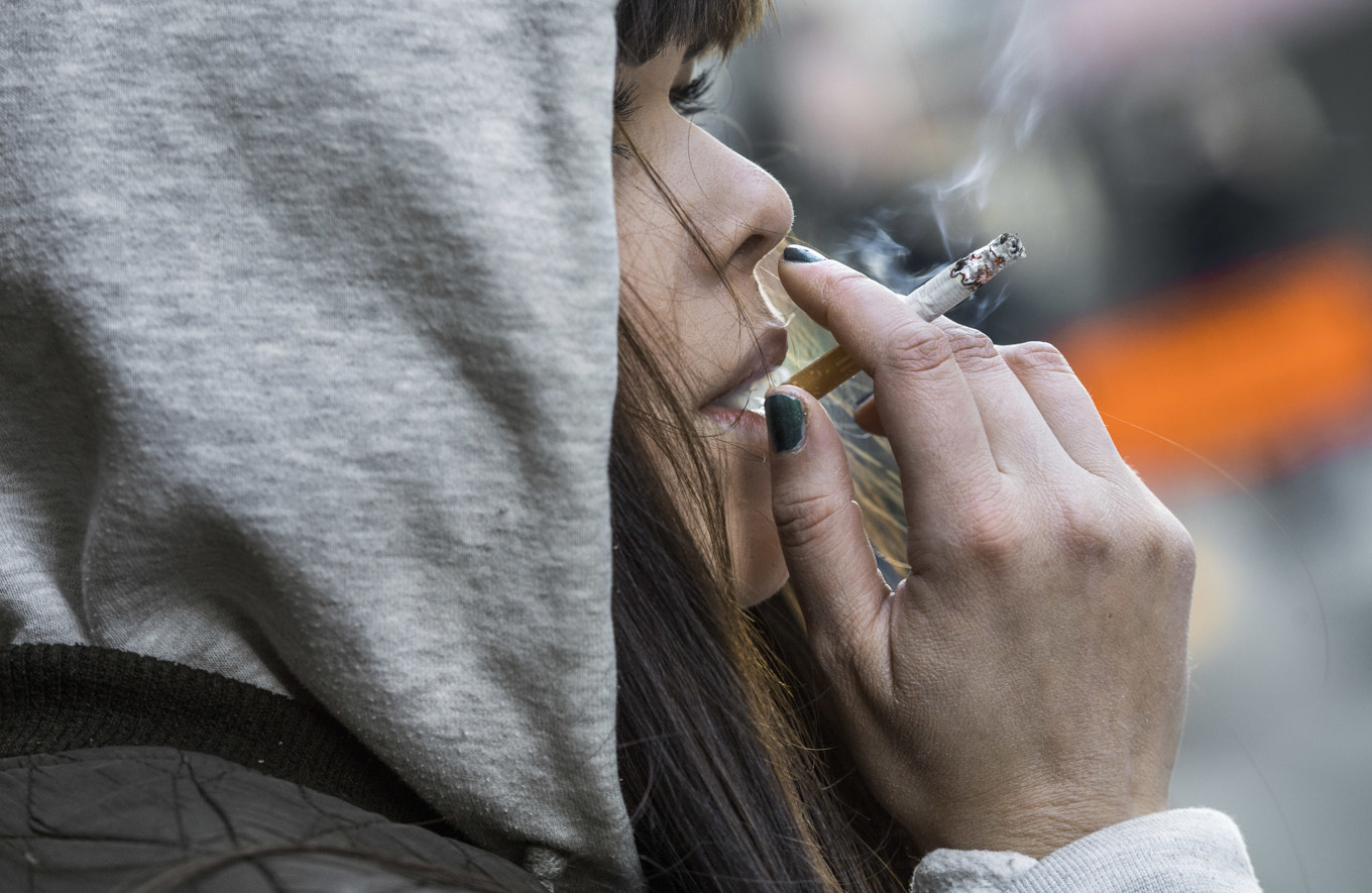 Storbritannien vill införa en lag som gör det förbjudet för alla födda 2009 eller senare att någonsin köpa tobaksprodukter. Arkivbild. Foto: Claudio Bresciani/TT