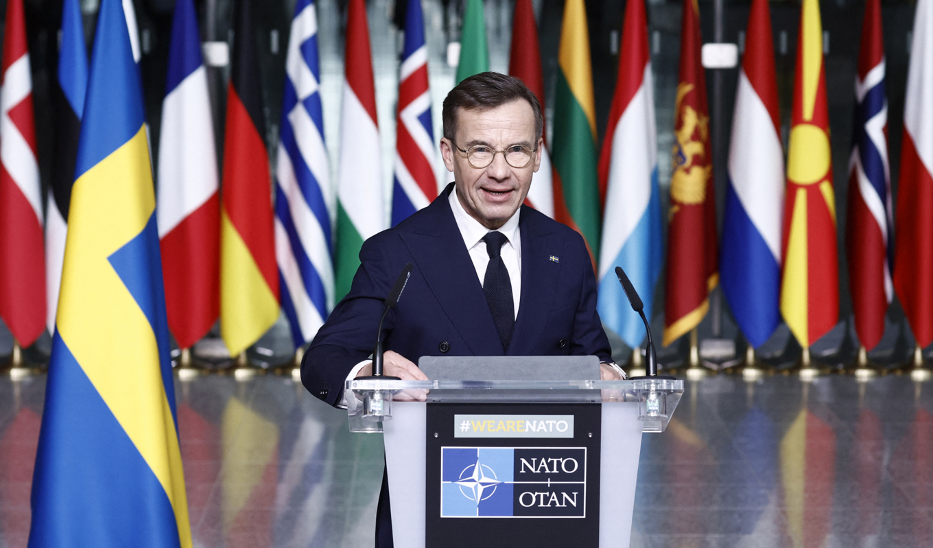 Politiker försvårar för en hög allmän försvarsvilja. Foto: KENZO TRIBOUILLARD/AFP via Getty Images