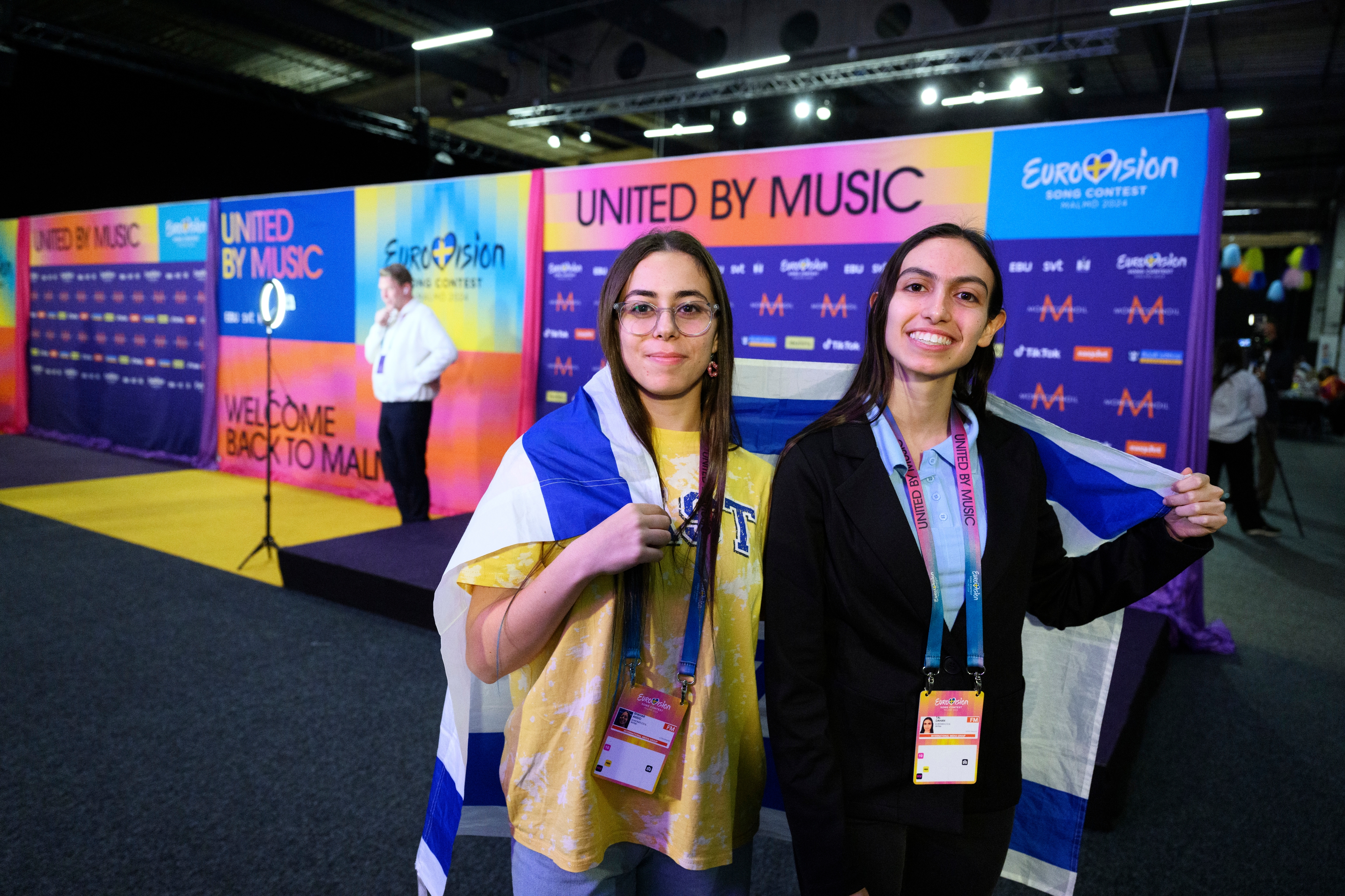 Israeliska Chacha Asido och Tal Dahan, som tillhör Fan Media, är på plats i Malmö. Foto: Jessica Gow/TT