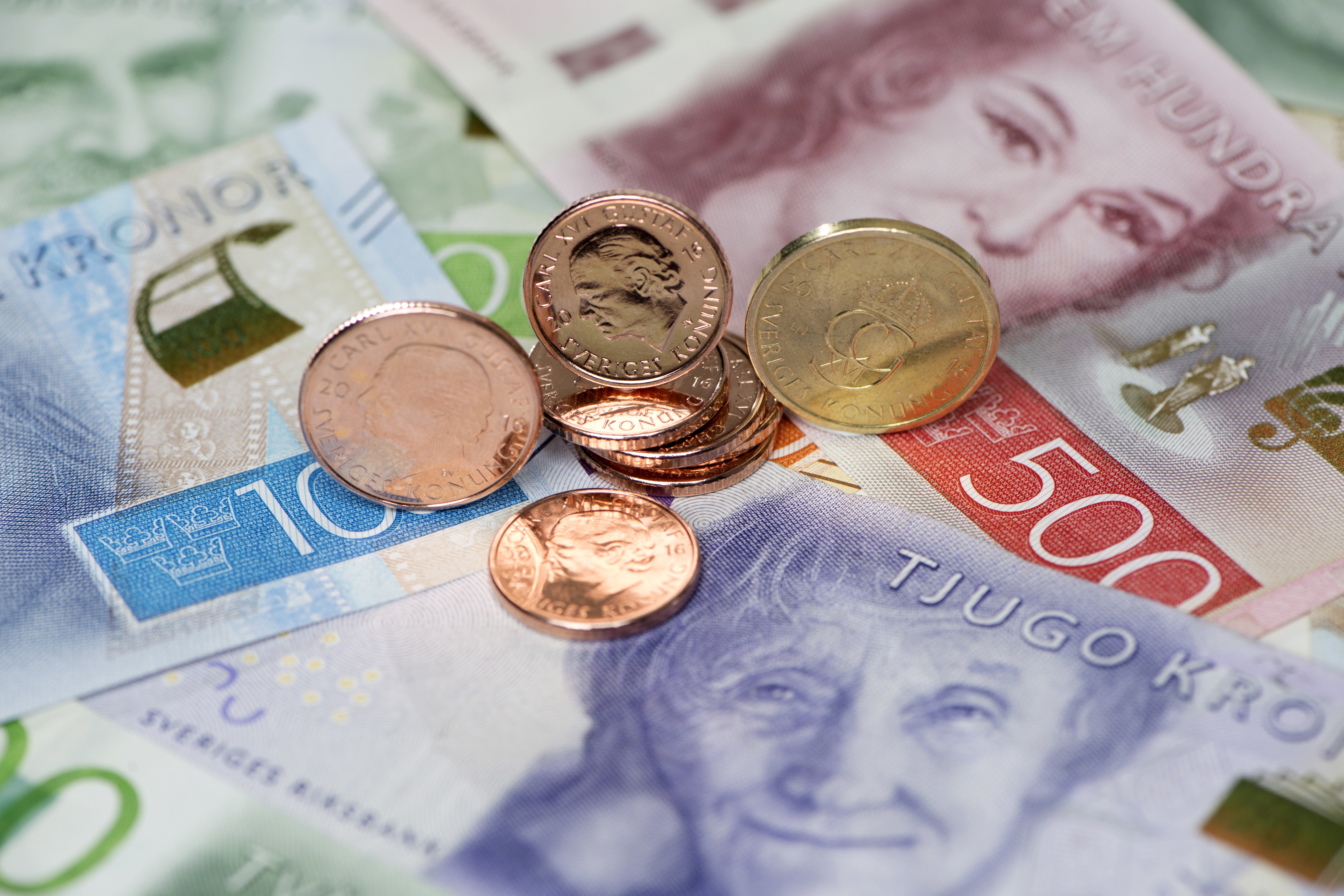 Den svenska kronan har stärkts gentemot den amerikanska dollarn och euron. Arkivbild. Foto: Fredrik Sandberg/TT