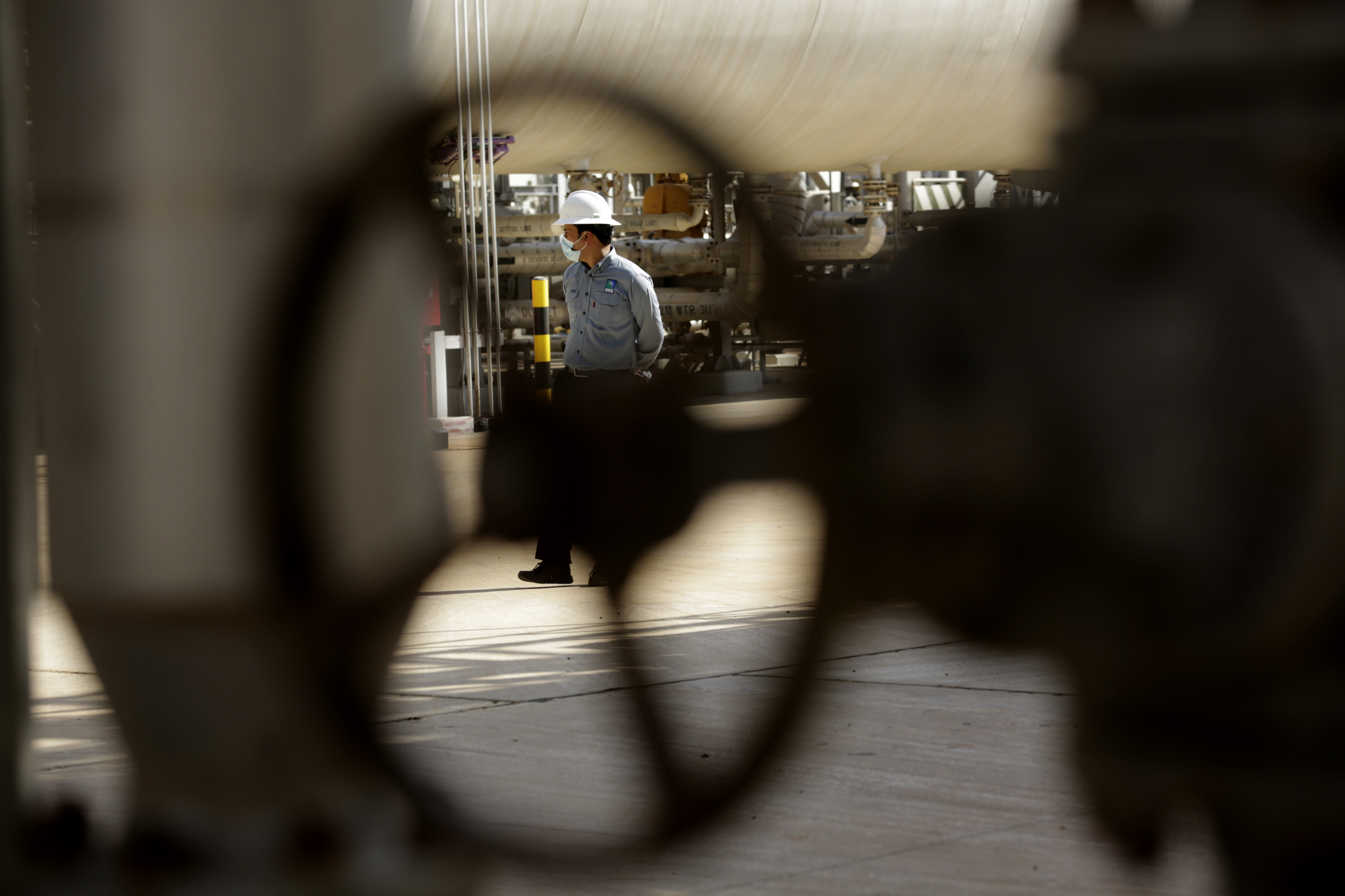 En oljeanläggning utanför Riyadh i Saudiarabien. Arkivbild. Foto: Amr Nabil/AP/TT