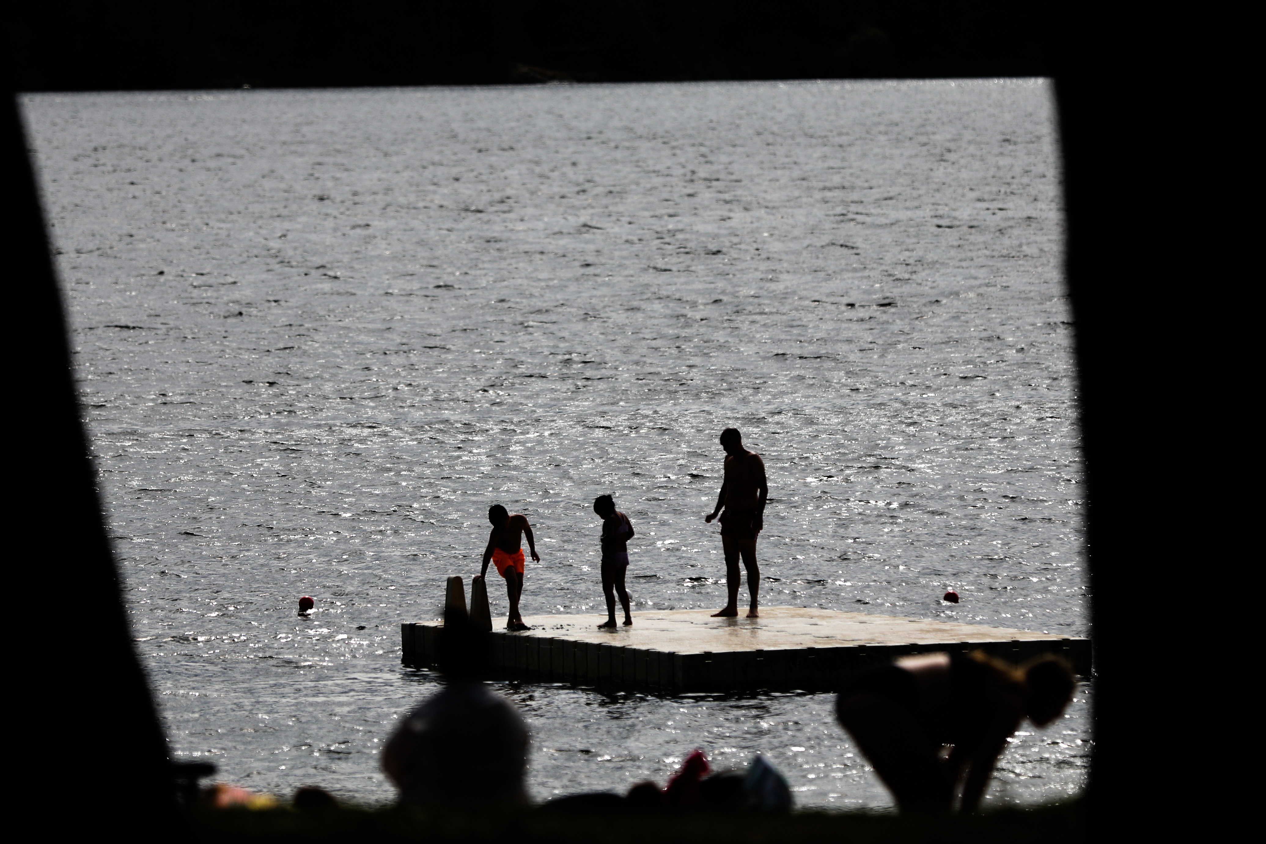 Livräddningssällskapet vill belöna personer som rycker in vid drunkningstillbud. Arkivbild. Foto: Ali Lorestani / TT