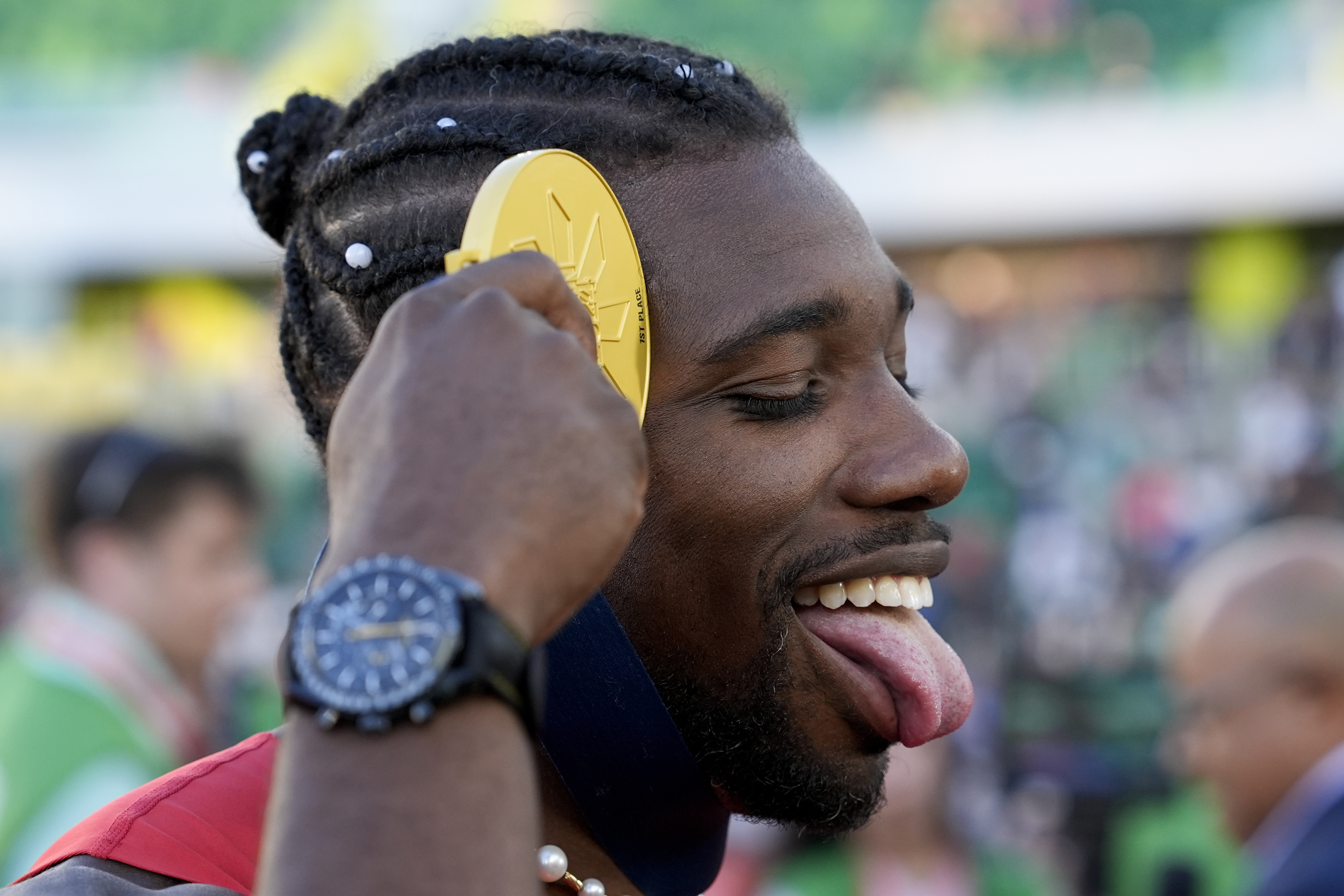 Noah Lyles vann finalen i den amerikanska OS-uttagningen på 100 meter på tiden 9,83. Foto: Charlie Neibergall/AP/TT