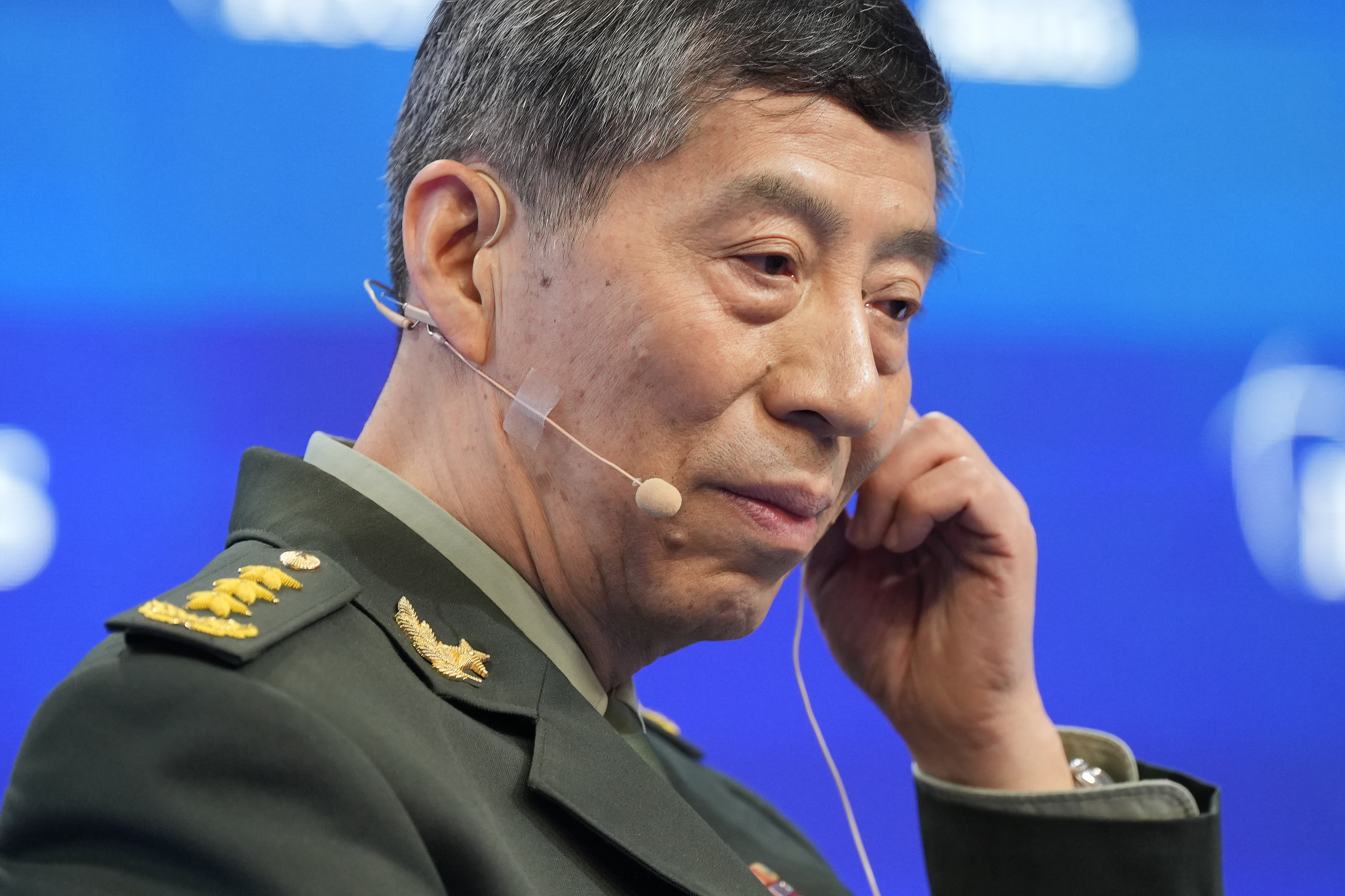 Kinas tidigare försvarsminister Li Shangfu. Arkivbild. Foto: Vincent Thian/AP/TT
