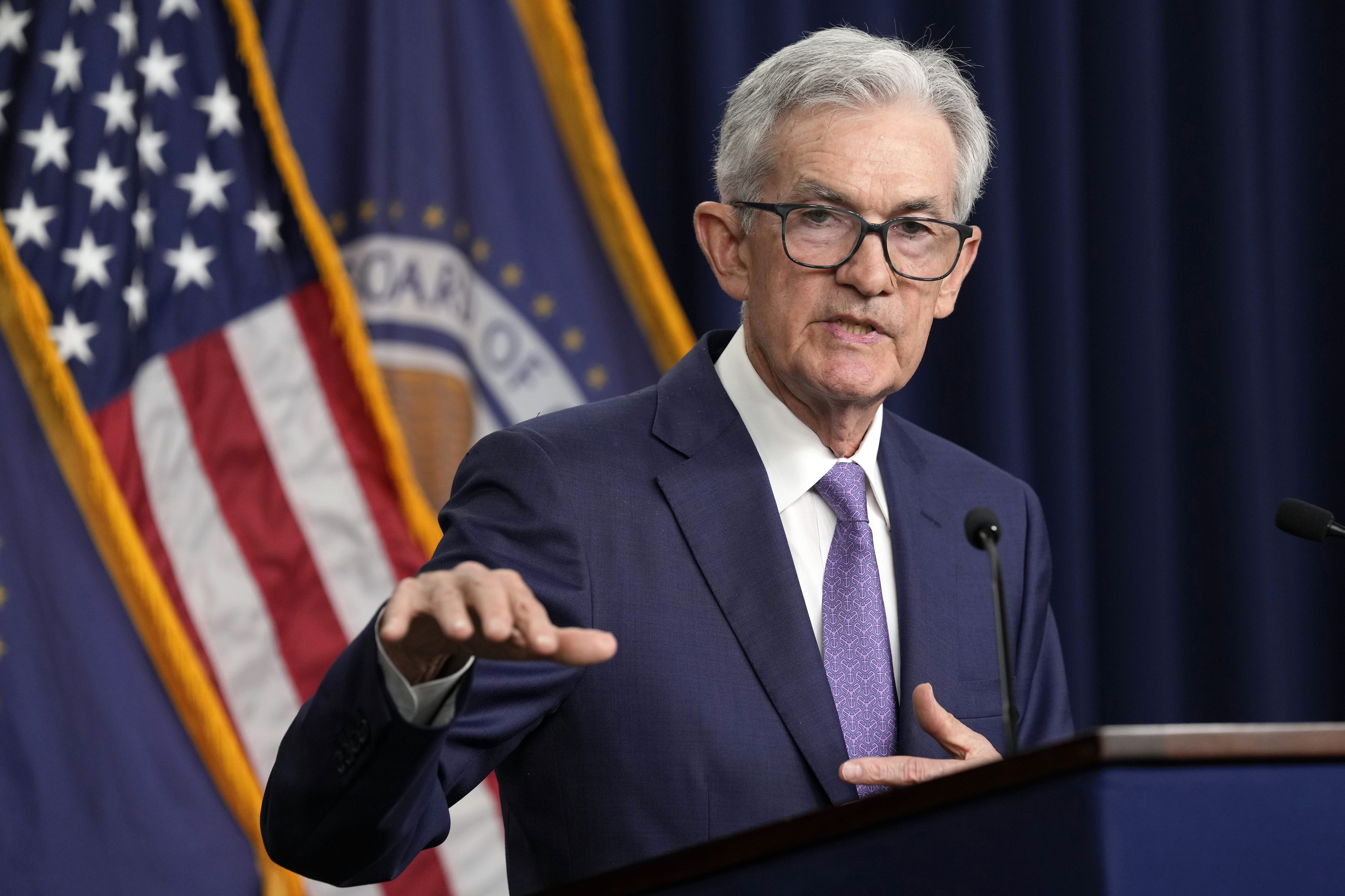 Den så kallade PCE-inflationen ses som en av de viktigaste indikatorerna inför kommande räntebeslut från USA:s centralbank, med chefen Jerome Powell. Arkivbild Foto: Susan Walsh AP/TT