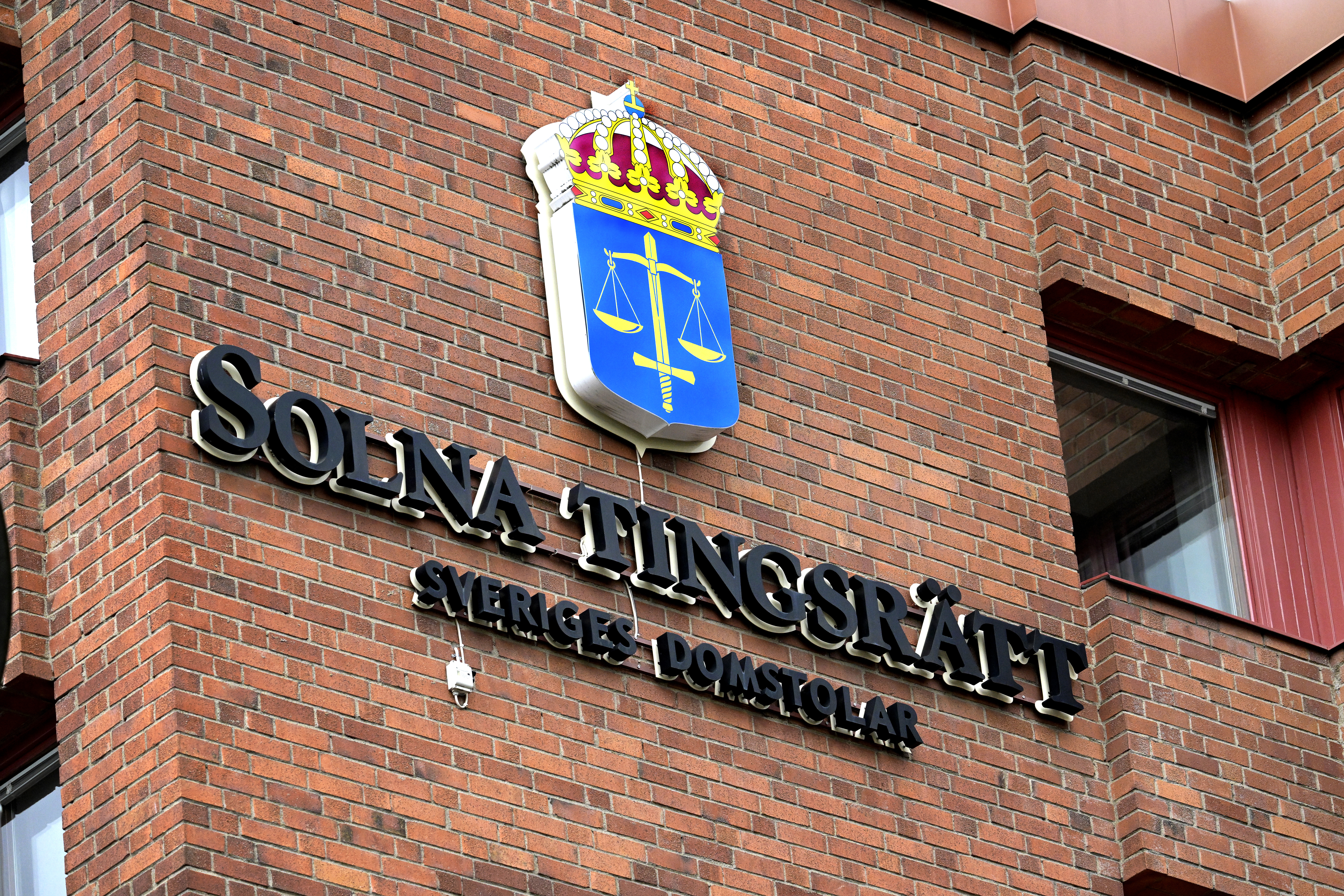 En man har häktats misstänkt för grovt folkrättsbrott. Arkivbild. Foto: Janerik Henriksson/TT