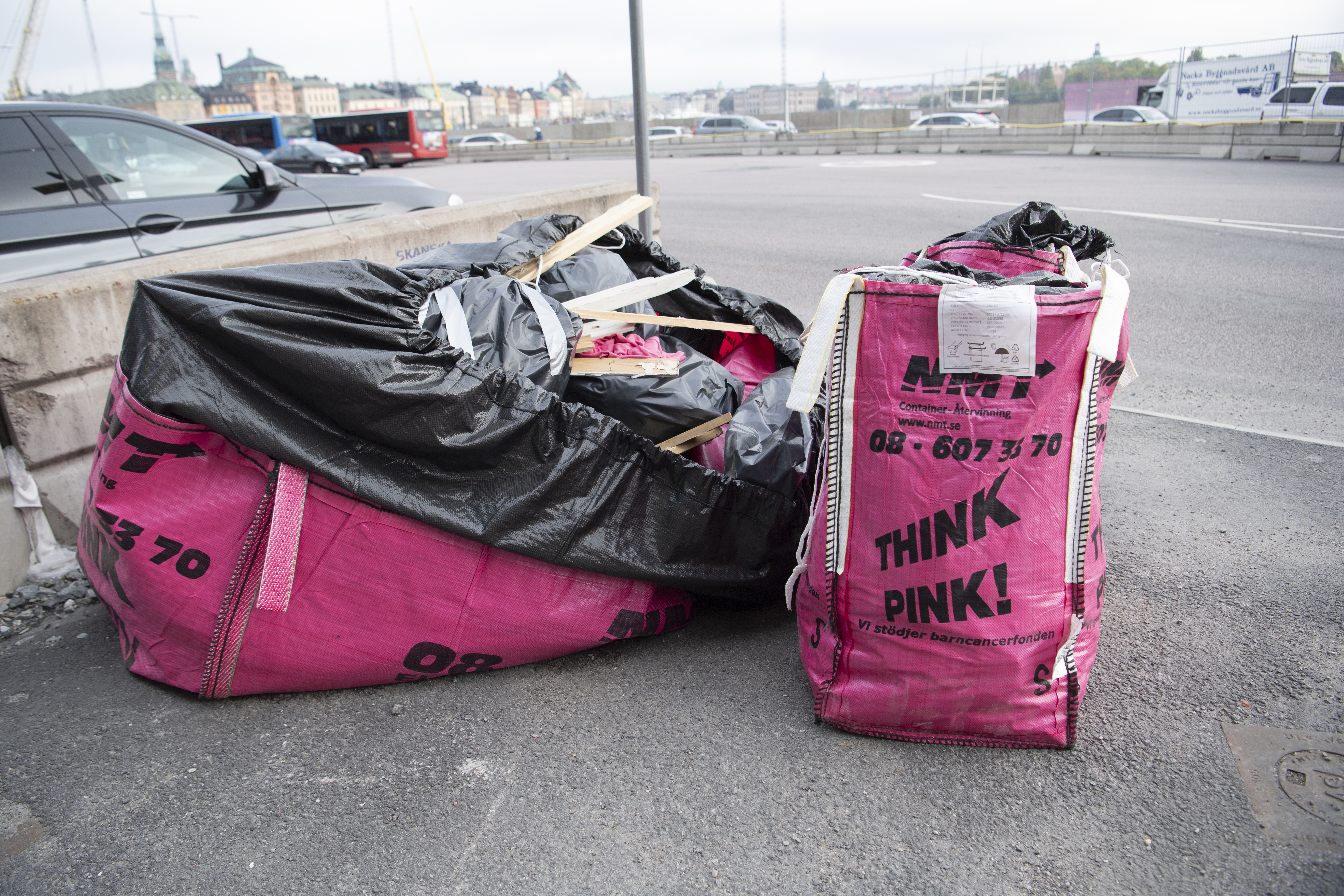 Fyra personer har åtalats misstänkta för ekonomisk brottslighet kopplad till avfallsföretaget Think Pink. Arkivbild. Foto: Fredrik Sandberg/TT