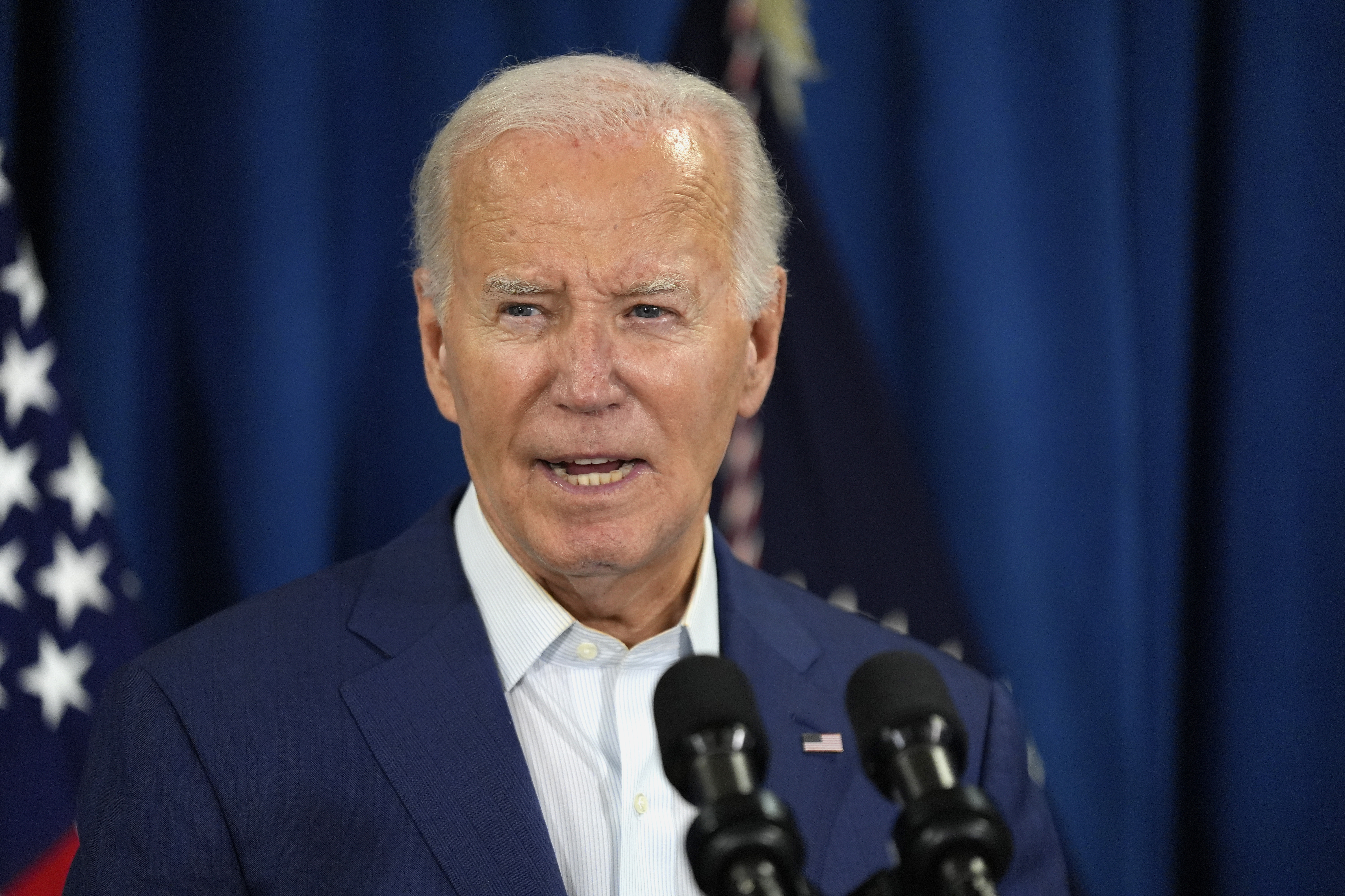 USA:s president Joe Biden uttalar sig efter skottlossningen på Trumpmötet. Foto: Manuel Balce Ceneta/AP/TT
