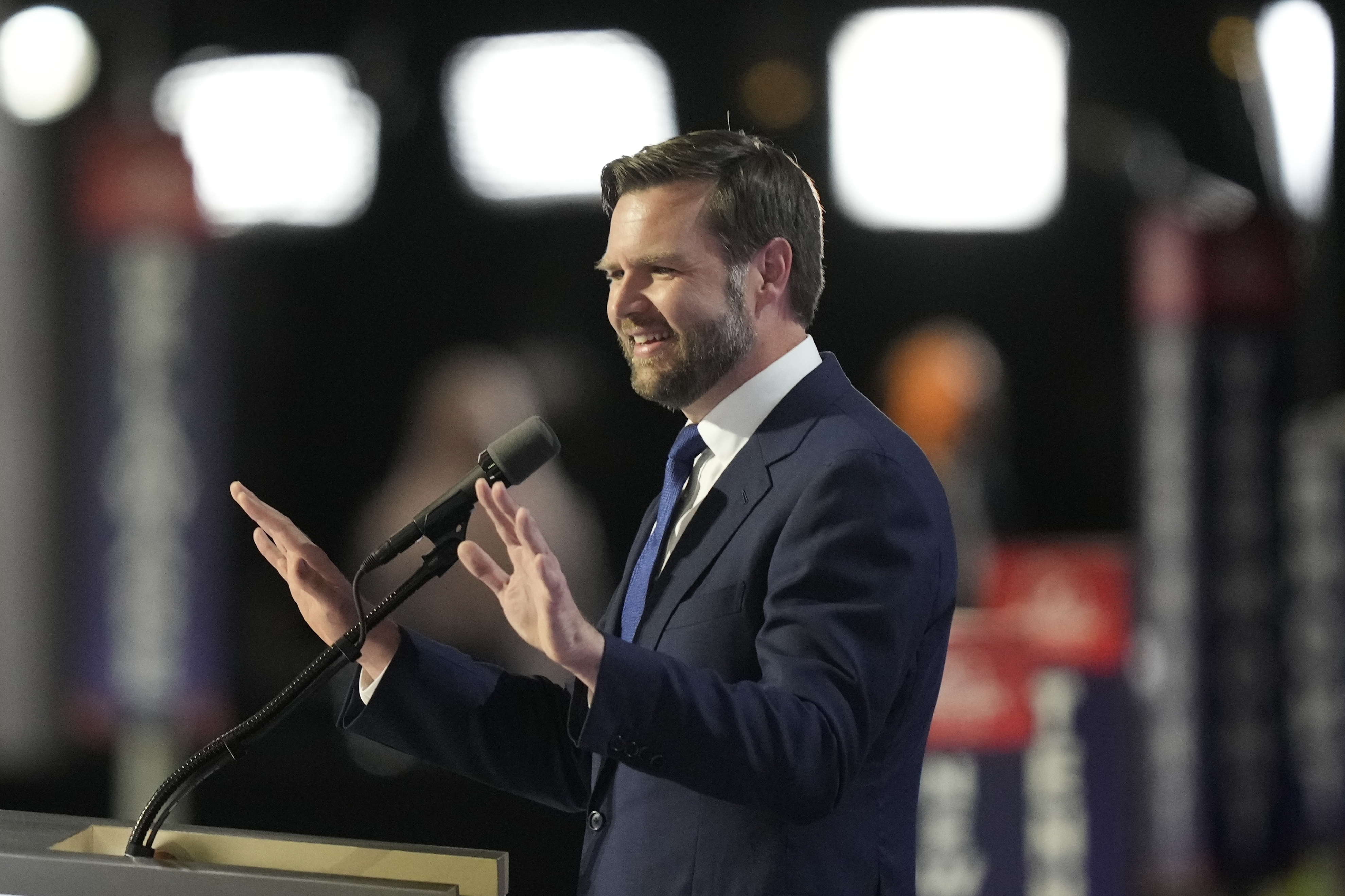 Republikanernas kandidat till vicepresidentposten, senatorn J|D Vance. Foto: Charles Rex Arbogast/AP/TT