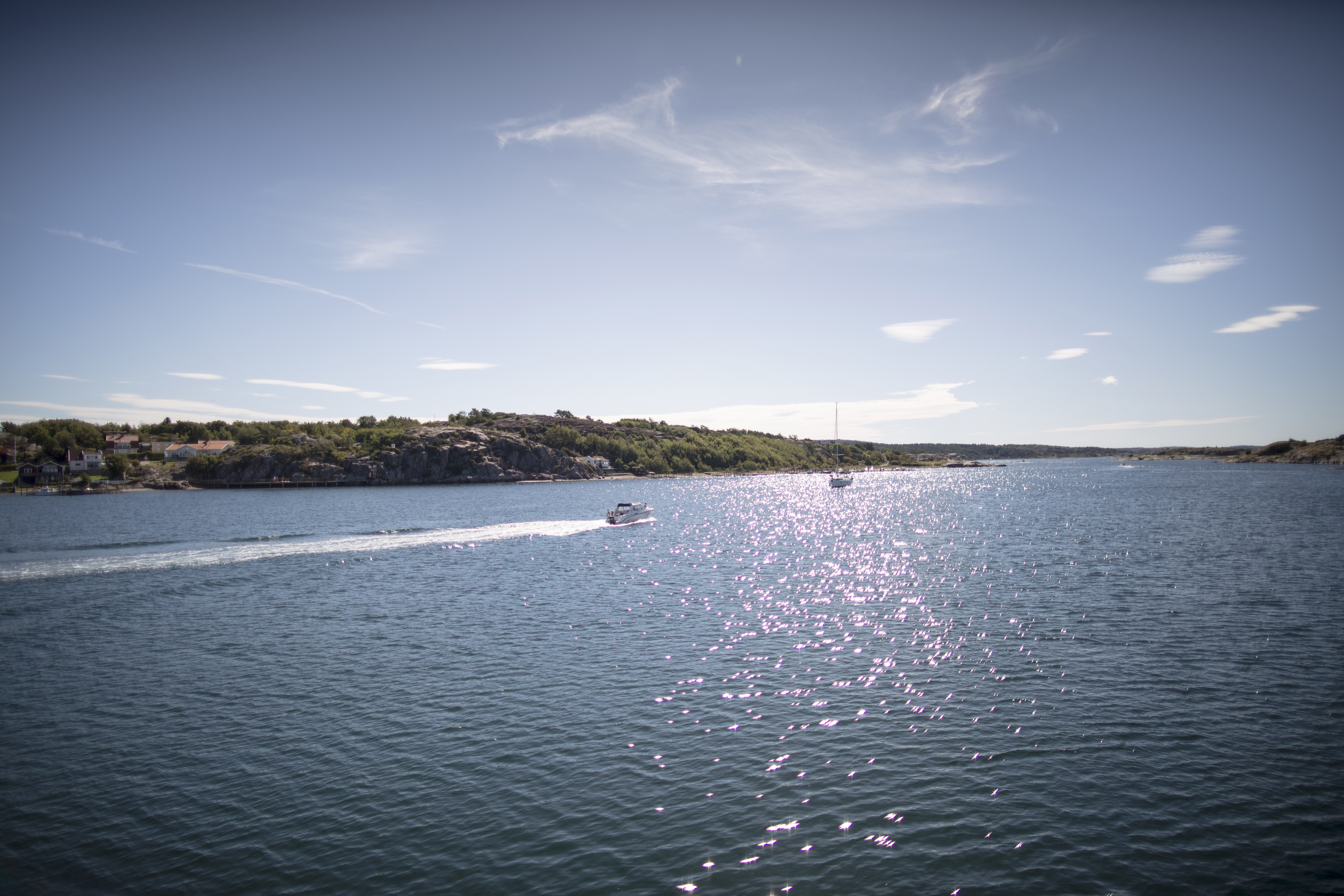 Just nu är havet längs Bohuslän inte kristallklart utan snarare brunt men ofarligt att bada i. Arkivbild Foto: Björn Larsson Rosvall/TT