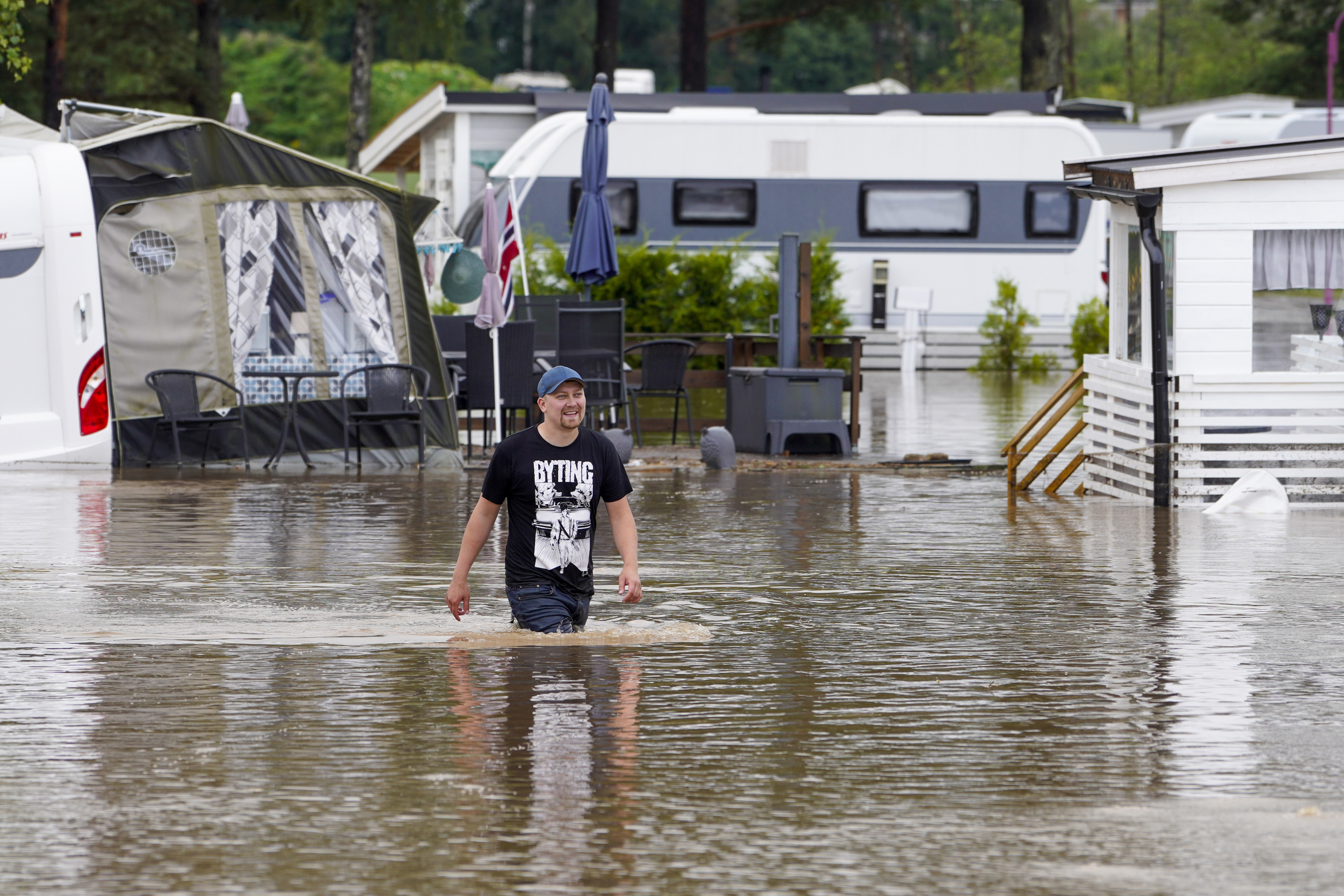En campingplats i Telemark under vatten efter översvämningar. Foto: Ole Berg-Rusten/NTB/TT