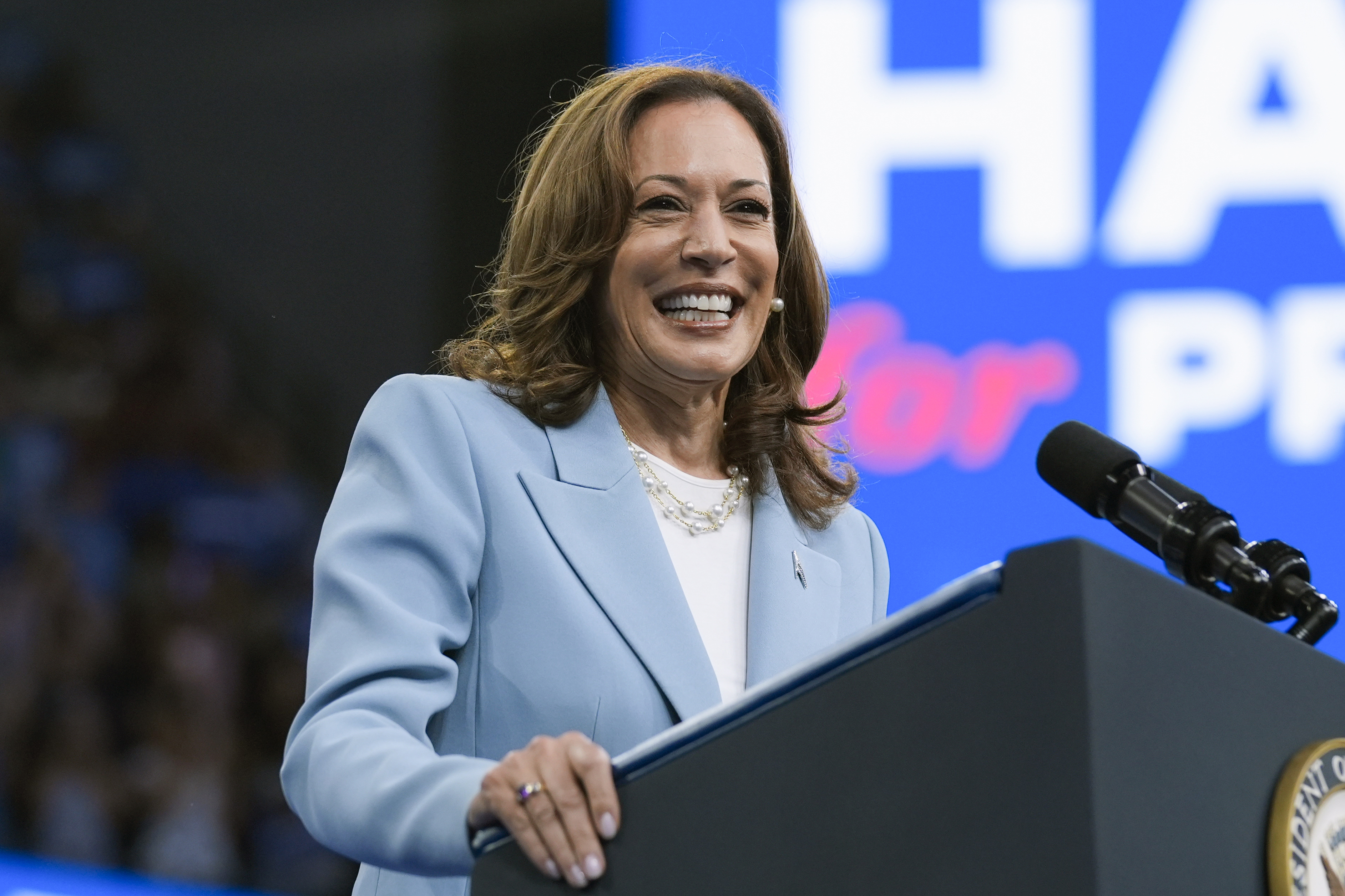 Kamala Harris på ett valmöte i Atlanta under tisdagen. Foto: John Bazemore/AP/TT