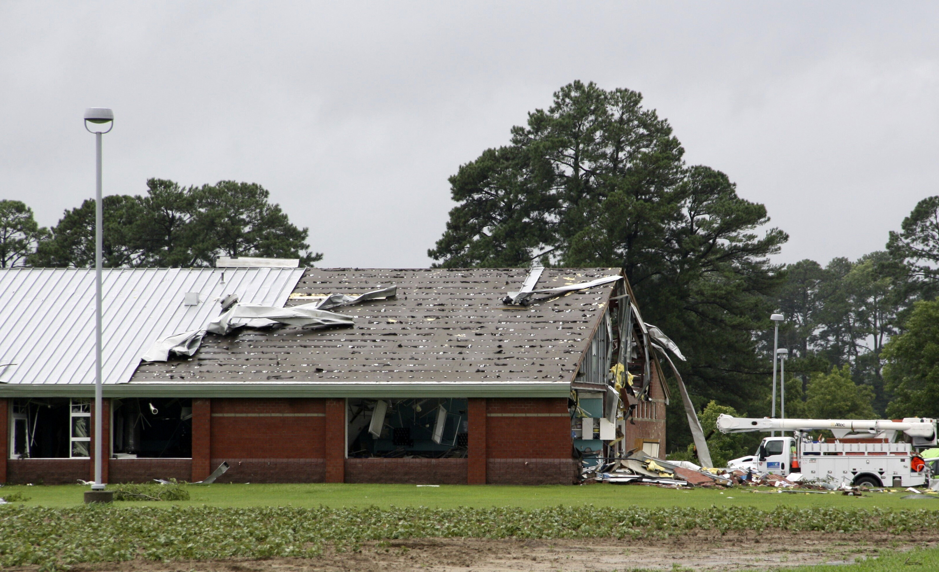 Stormen Debby har orsakat stora skador i USA. Foto: Makiya Seminera/AP/TT