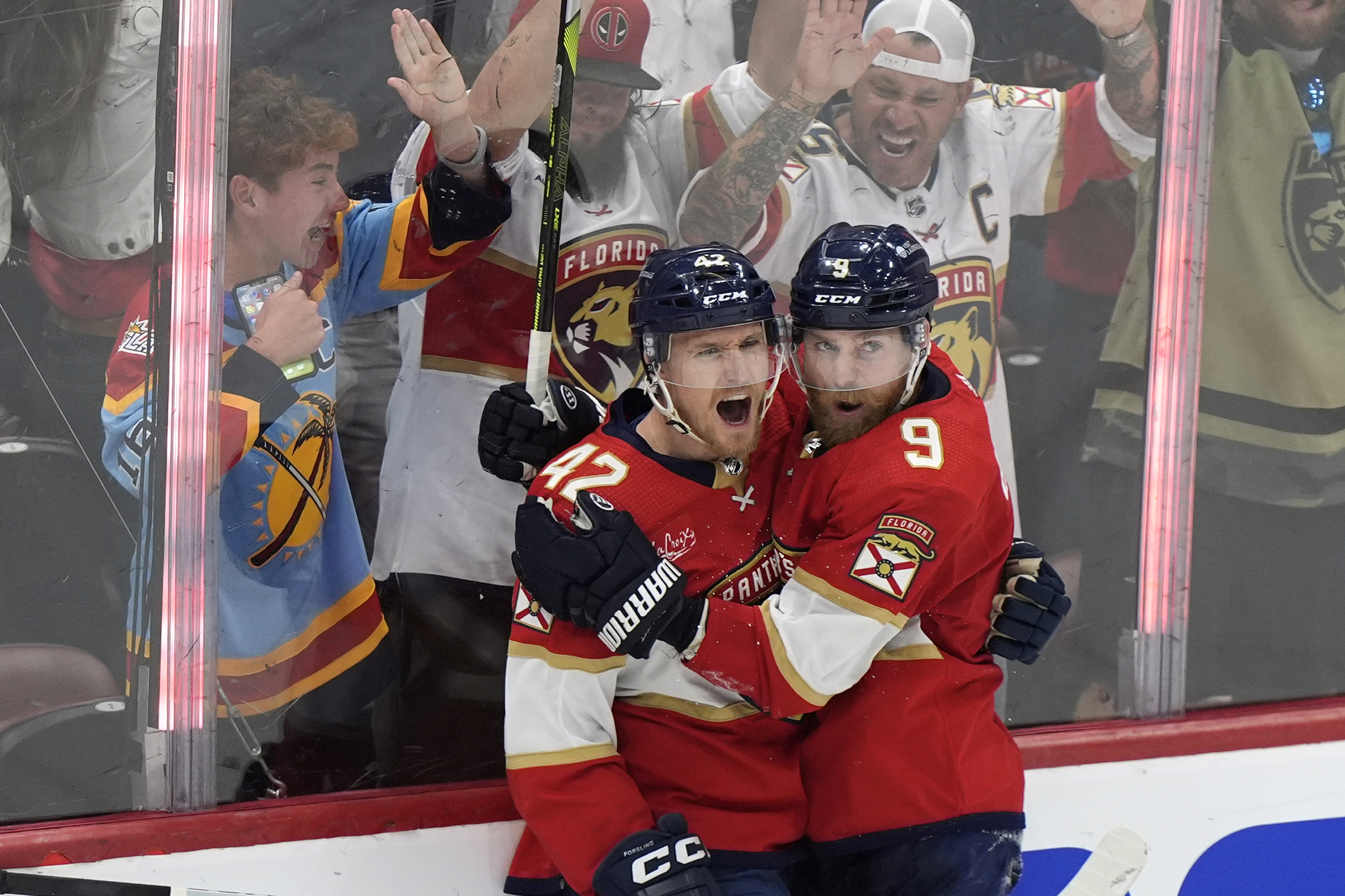 Gustav Forsling, till vänster. Arkivbild. Foto: Wilfredo Lee/AP/TT