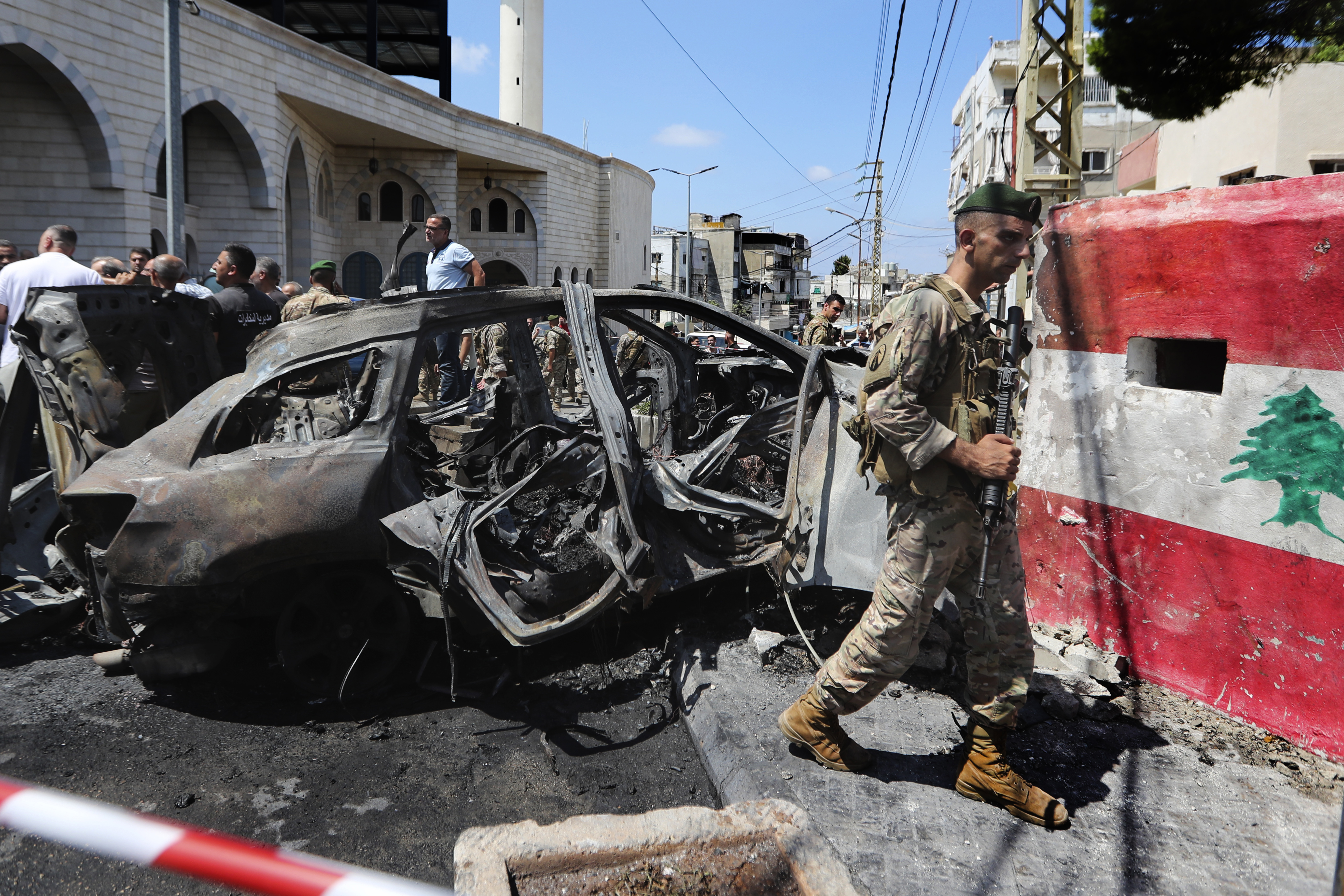 En befälhavare för Fatah-rörelsens väpnade gren har dödats i en attack i södra Libanon. Foto: Mohammad Zaatari/AP/TT