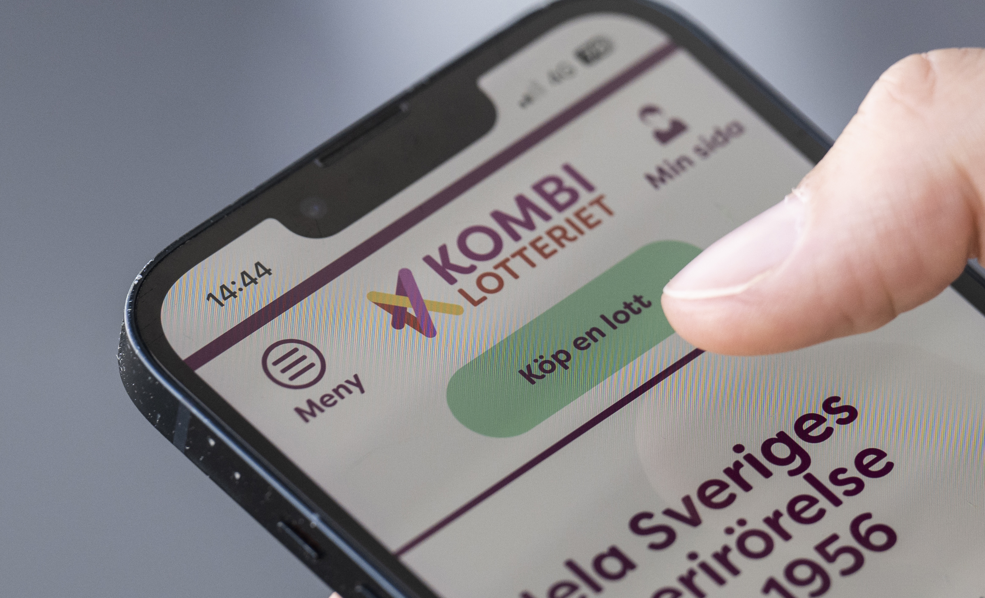 Två SSU-ledamöter lämnar Kombispels styrelse efter Dagens Nyheters avslöjande om att bolaget utnyttjar äldre personer i aggressiv lottförsäljning via telefon. Arkivbild. Foto: Fredrik Sandberg/TT