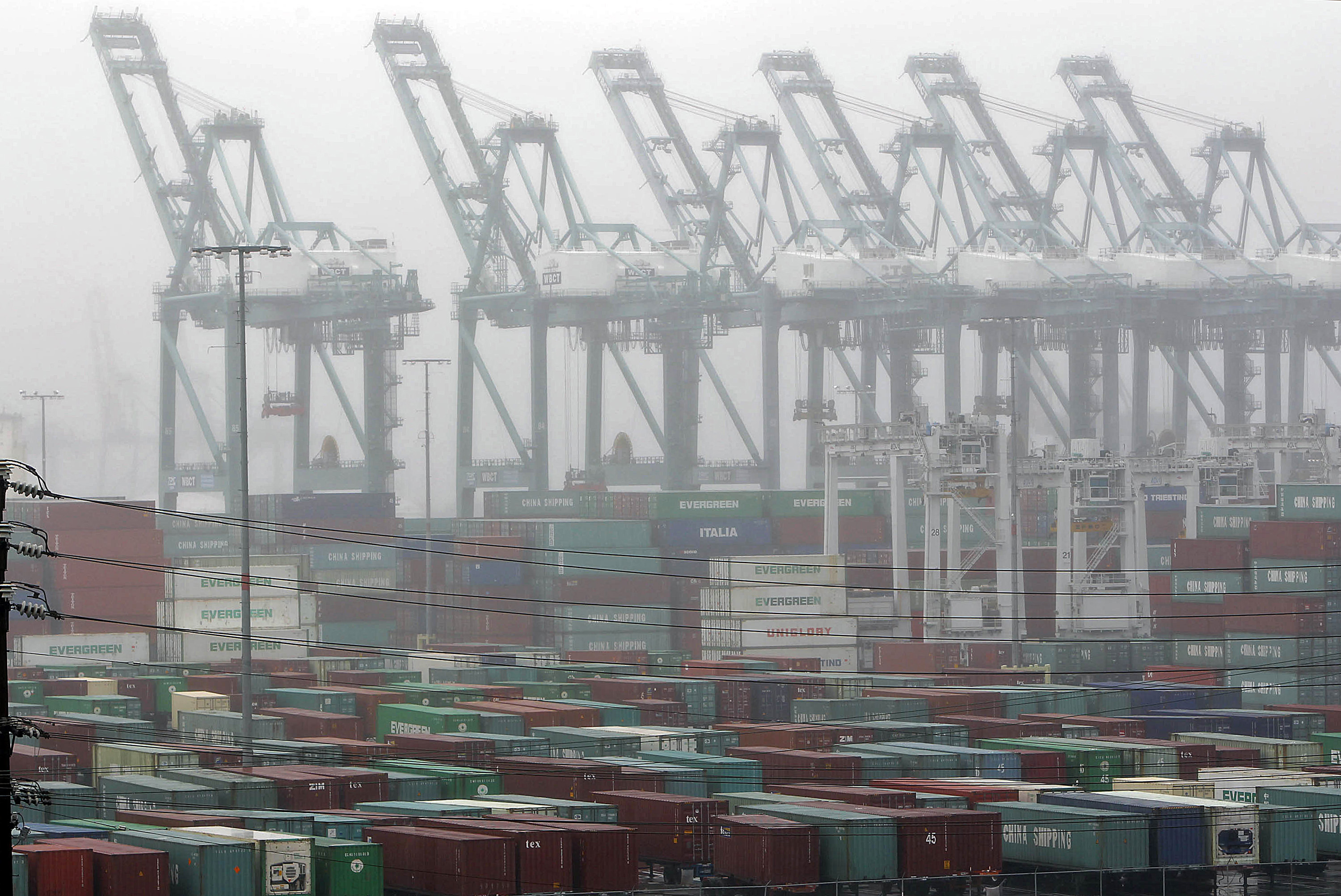 Köbildning i hamnterminaler leder till förseningar, varnar Maersk. Arkivbild Foto: Nick Ut AP/TT