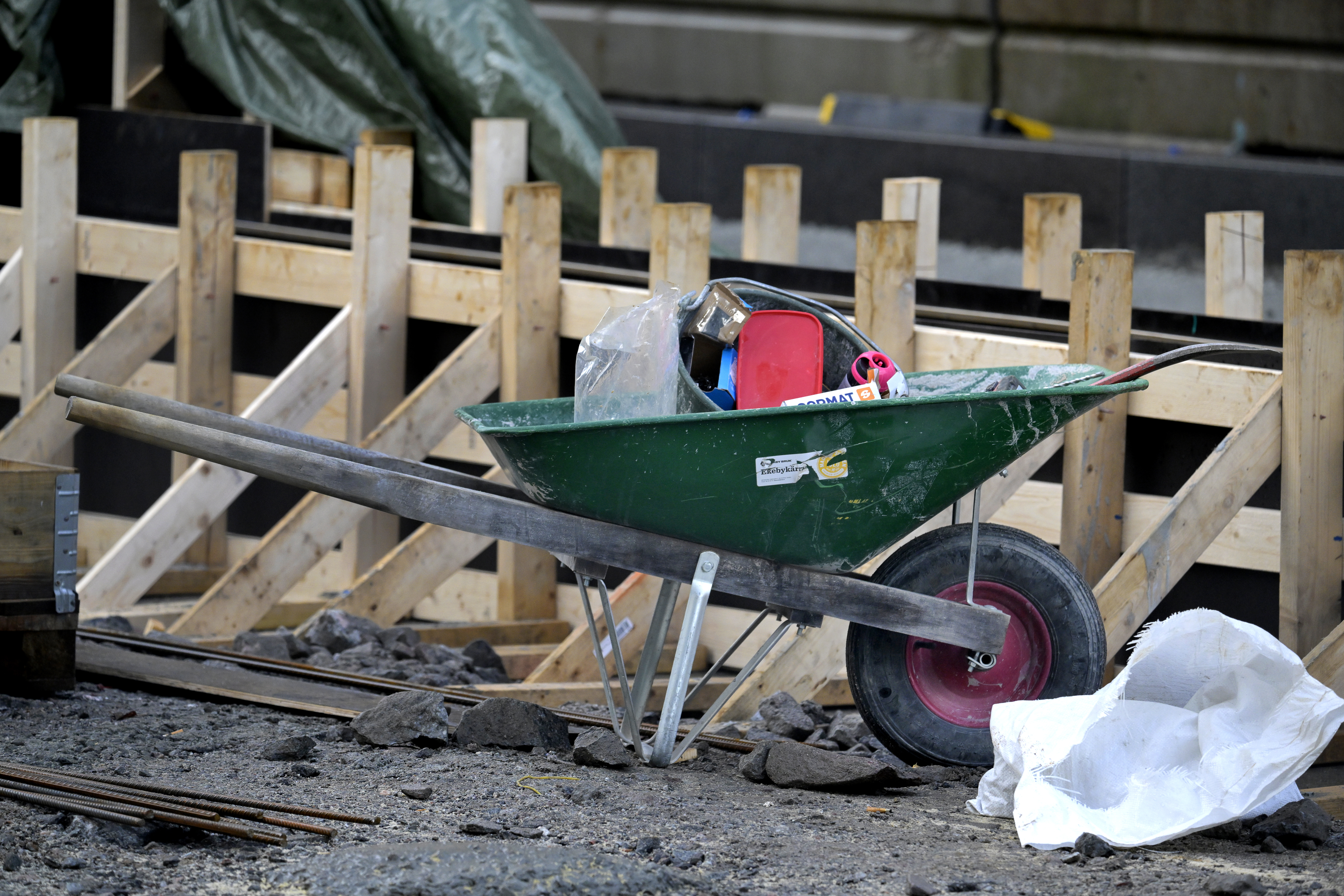 En pojke som lekte på en byggarbetsplats i Finland har dött i en olycka. Arkivbild från en annan byggarbetsplats. Foto: Janerik Henriksson/TT