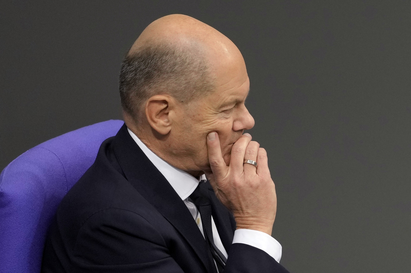 Tysklands förbundskansler Olaf Scholz lyfte luren i fredags och pratade med Rysslands president Vladimir Putin, för första gången på nästan två år. Arkivbild. Foto: Markus Schreiber/AP/TT