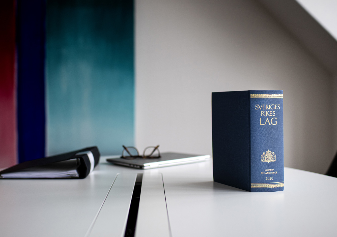 En rektor åtalas för att ha efterforskat vilka anställda som talat med en tidning. Arkivbild. Foto: Pontus Lundahl/TT