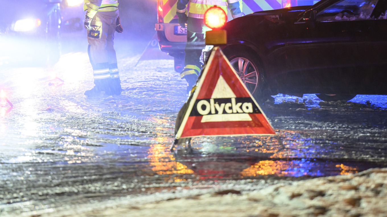 En person har blivit påkörd av en snöplog i Trollhättan. Arkivbild. Foto: Johan Nilsson / TT