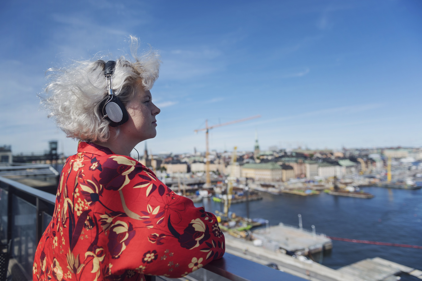 En genomsnittlig dag lyssnar nära två miljoner på podcast, enligt en ny undersökning. Arkivbild. Foto: Stina Stjernkvist/TT